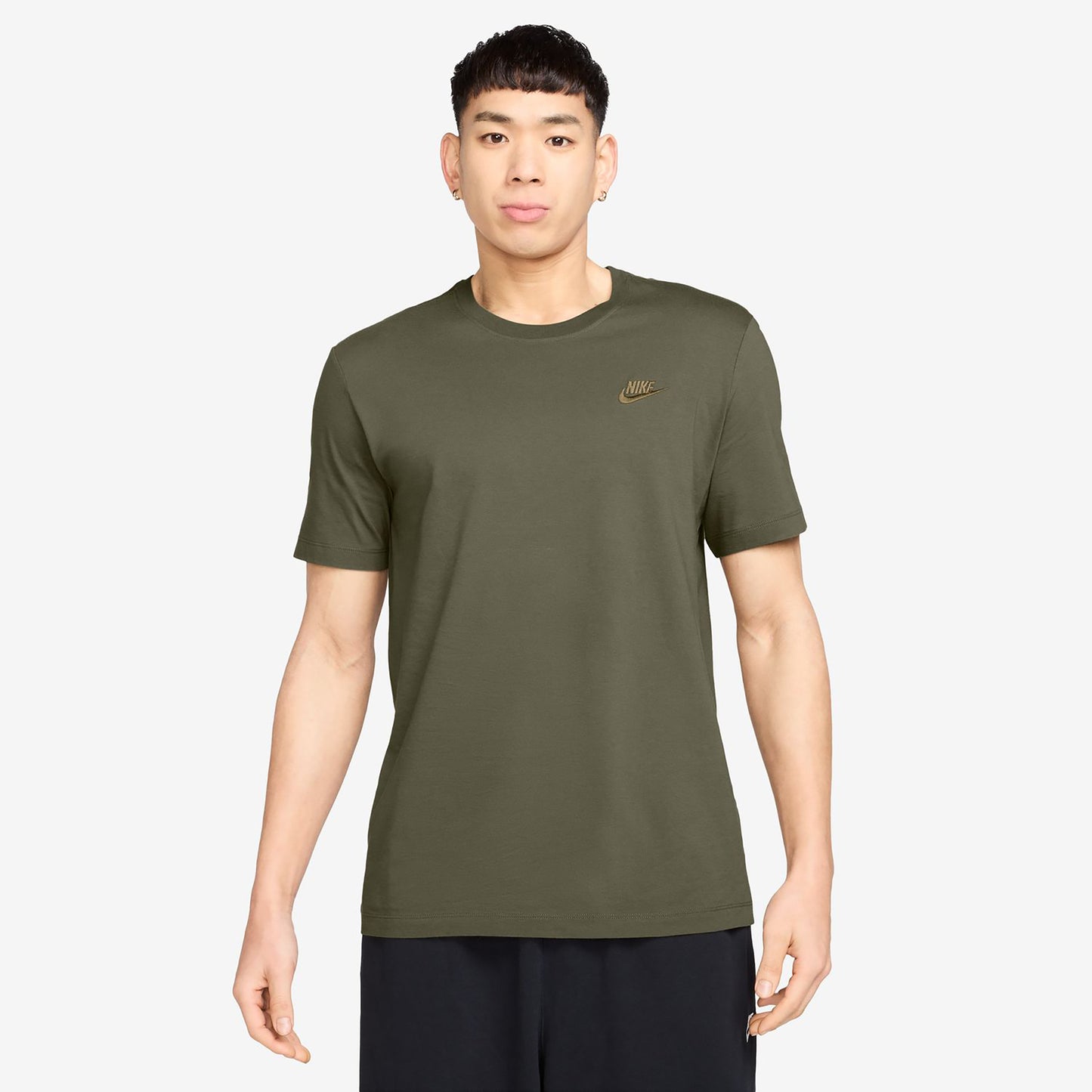 Nike Sportswear Club T-Shirt Men-khaki