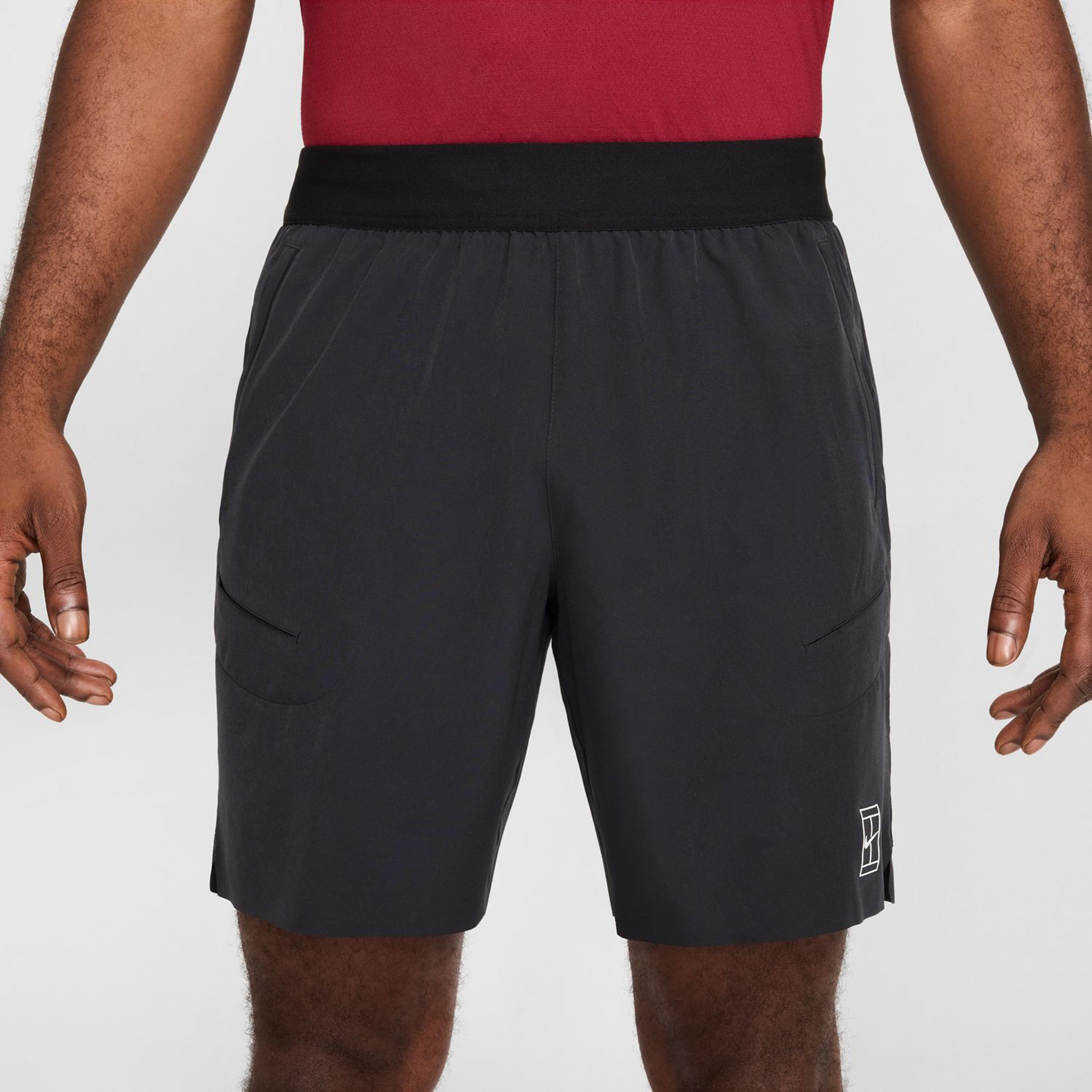Court Dri-Fit Advantage 8in Shorts Men-Black,White | Tennis-Point