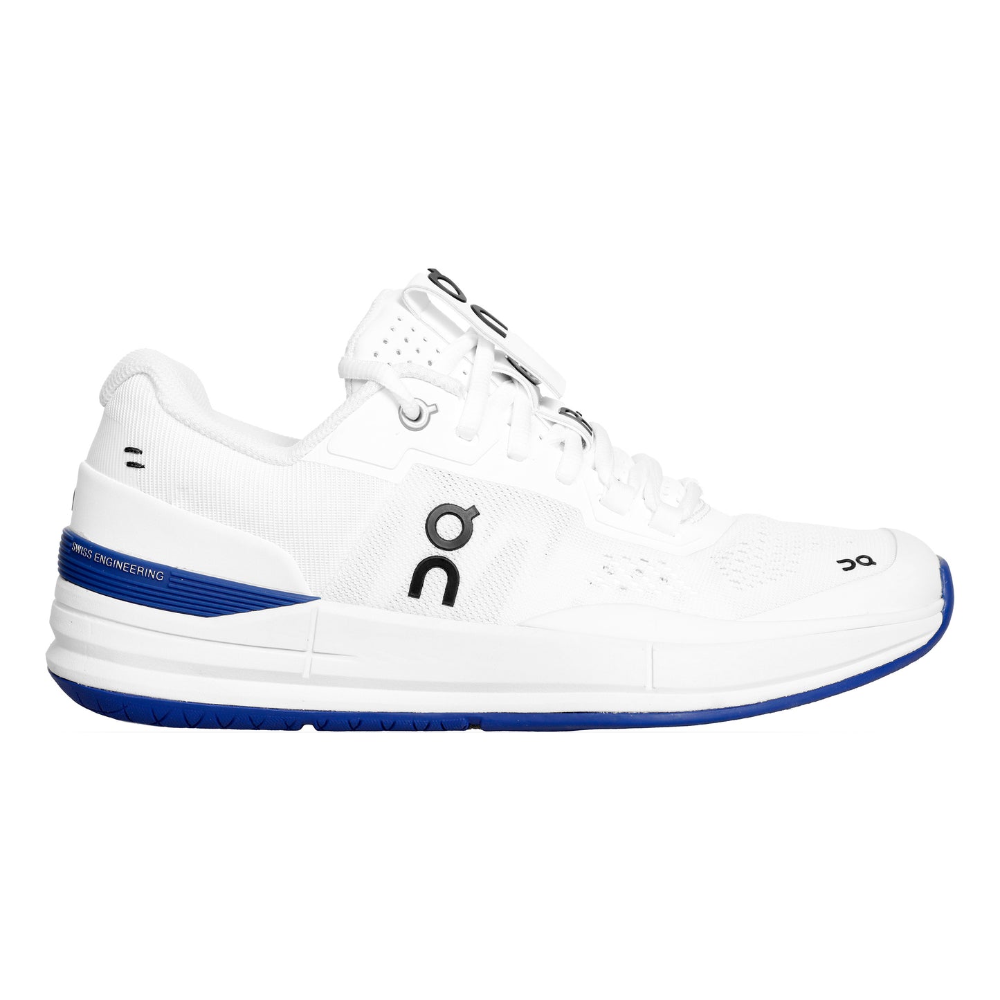 On The Roger Pro All court shoe Women - white, blue