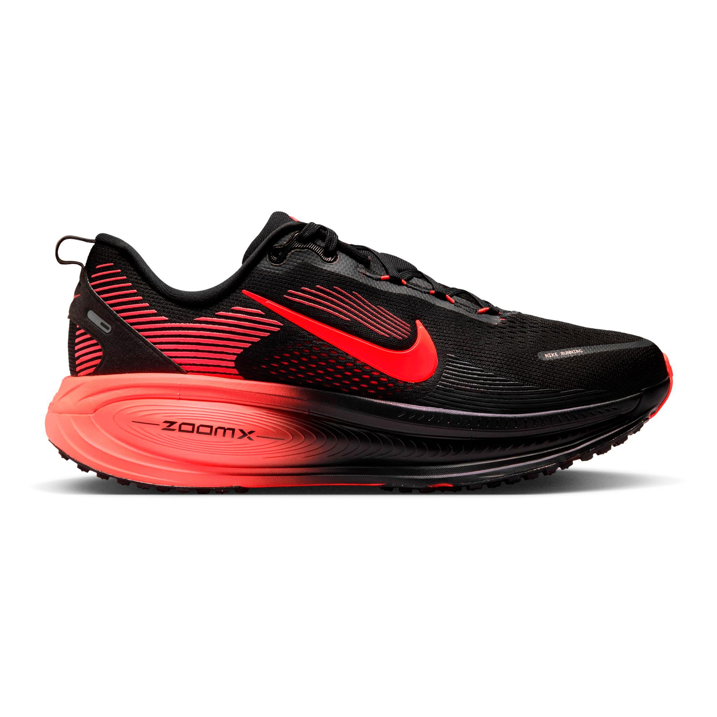 Nike Vomero 18 Neutral running shoe - black, orange