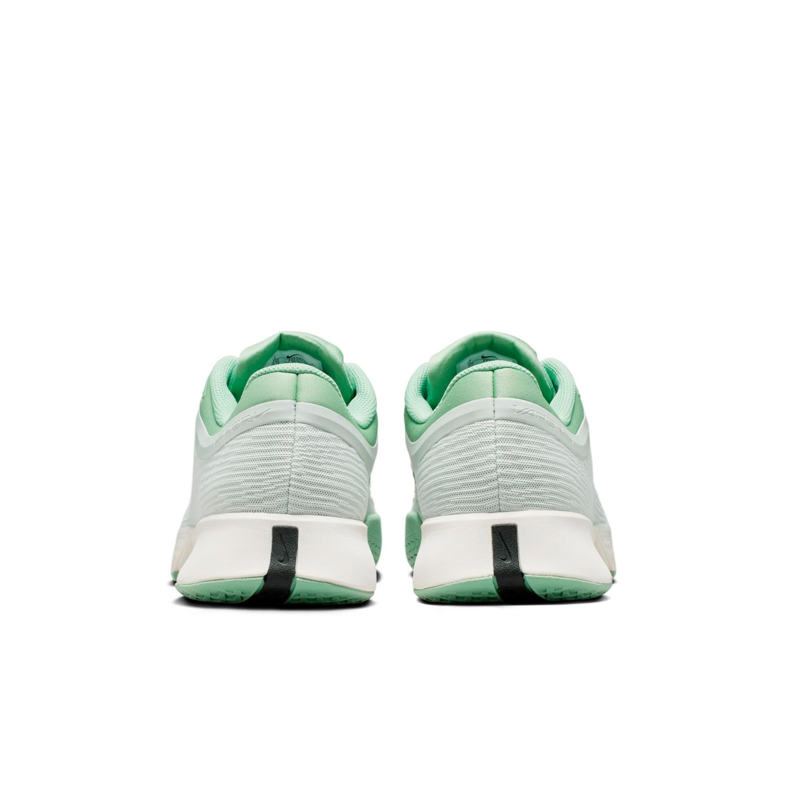 Zoom Vapor Pro 3 All court shoe Men - grey, sage | Tennis-Point