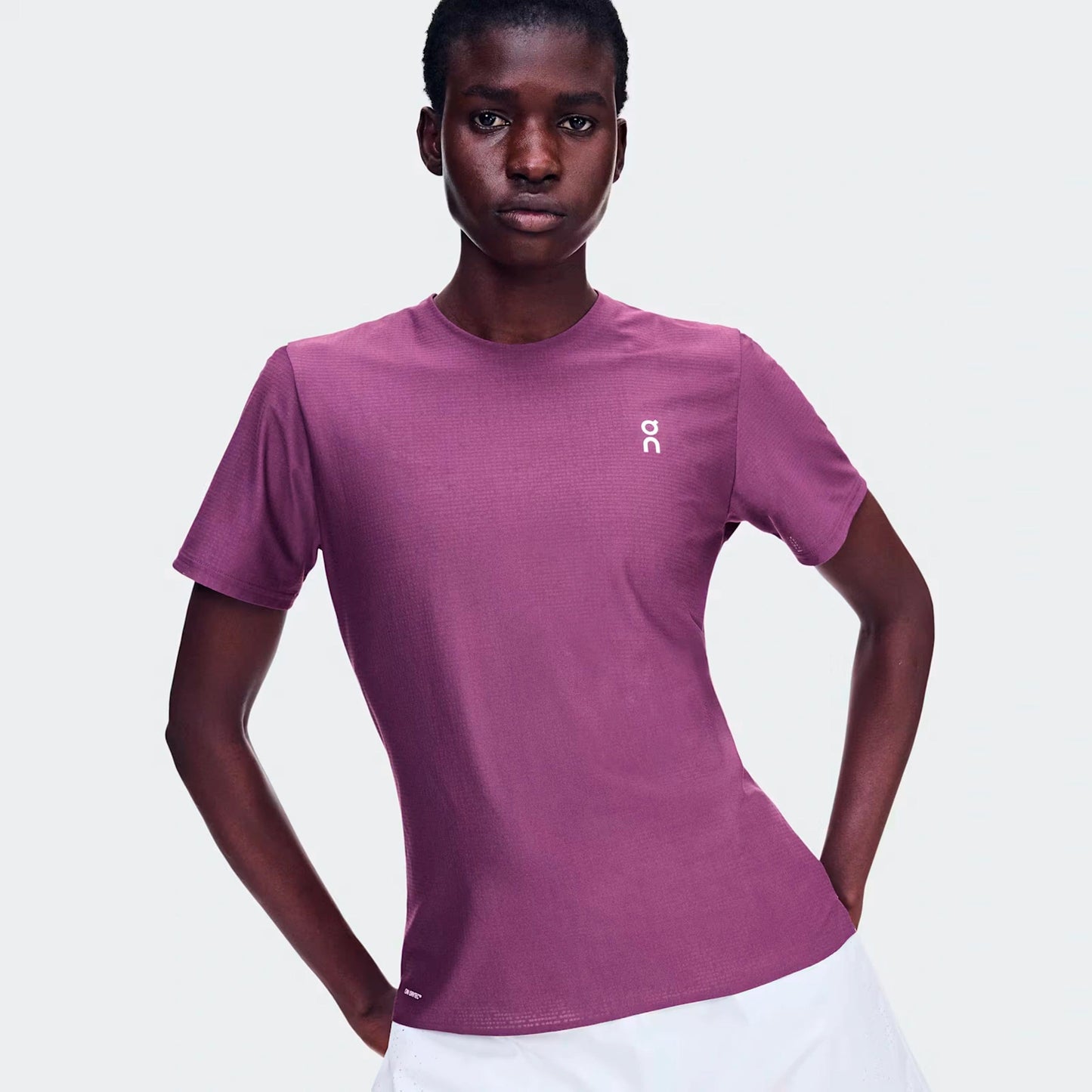 On Court- 2 T-Shirt Women - berry