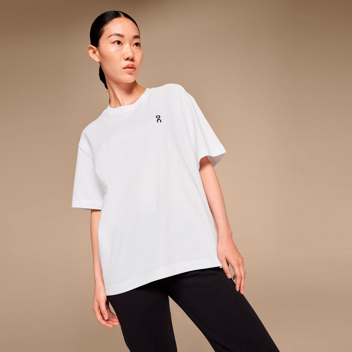 On Club- T-Shirt Women - white