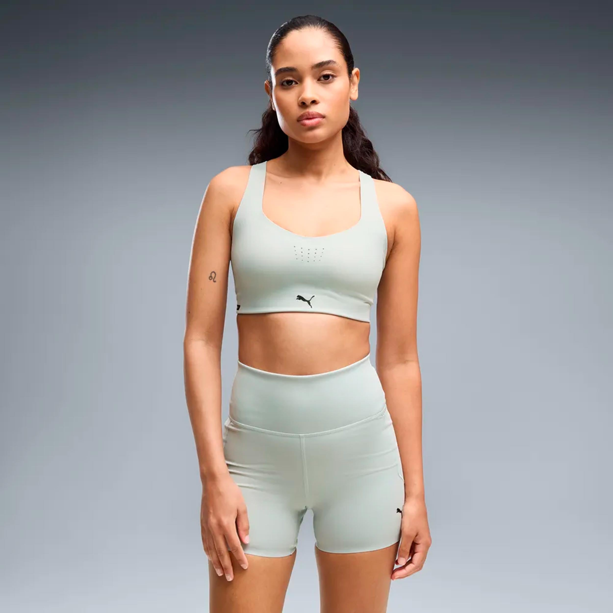 Puma PWRMODE  Sports bras Women - light green