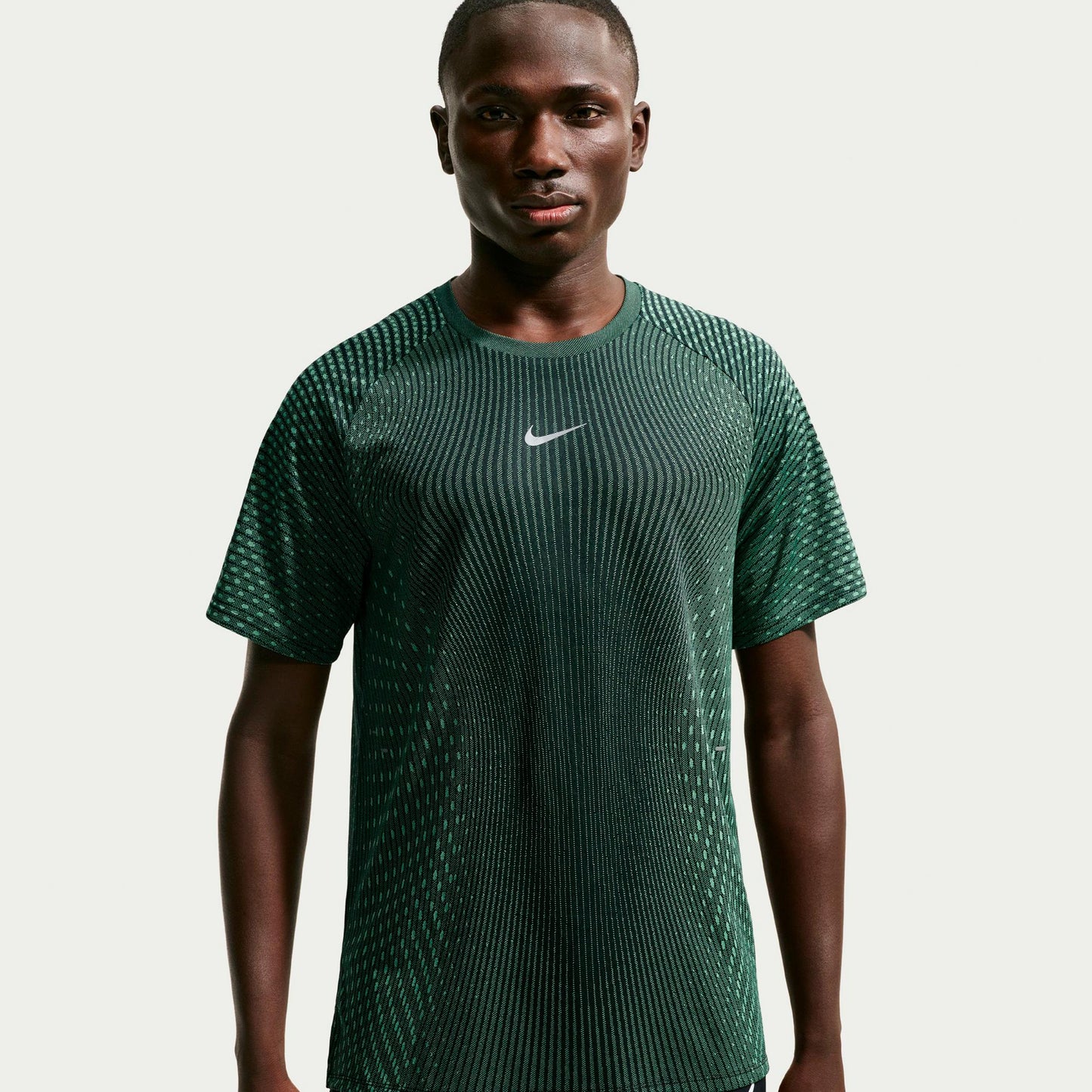 Nike Stride  Running shirt Men - olive, black
