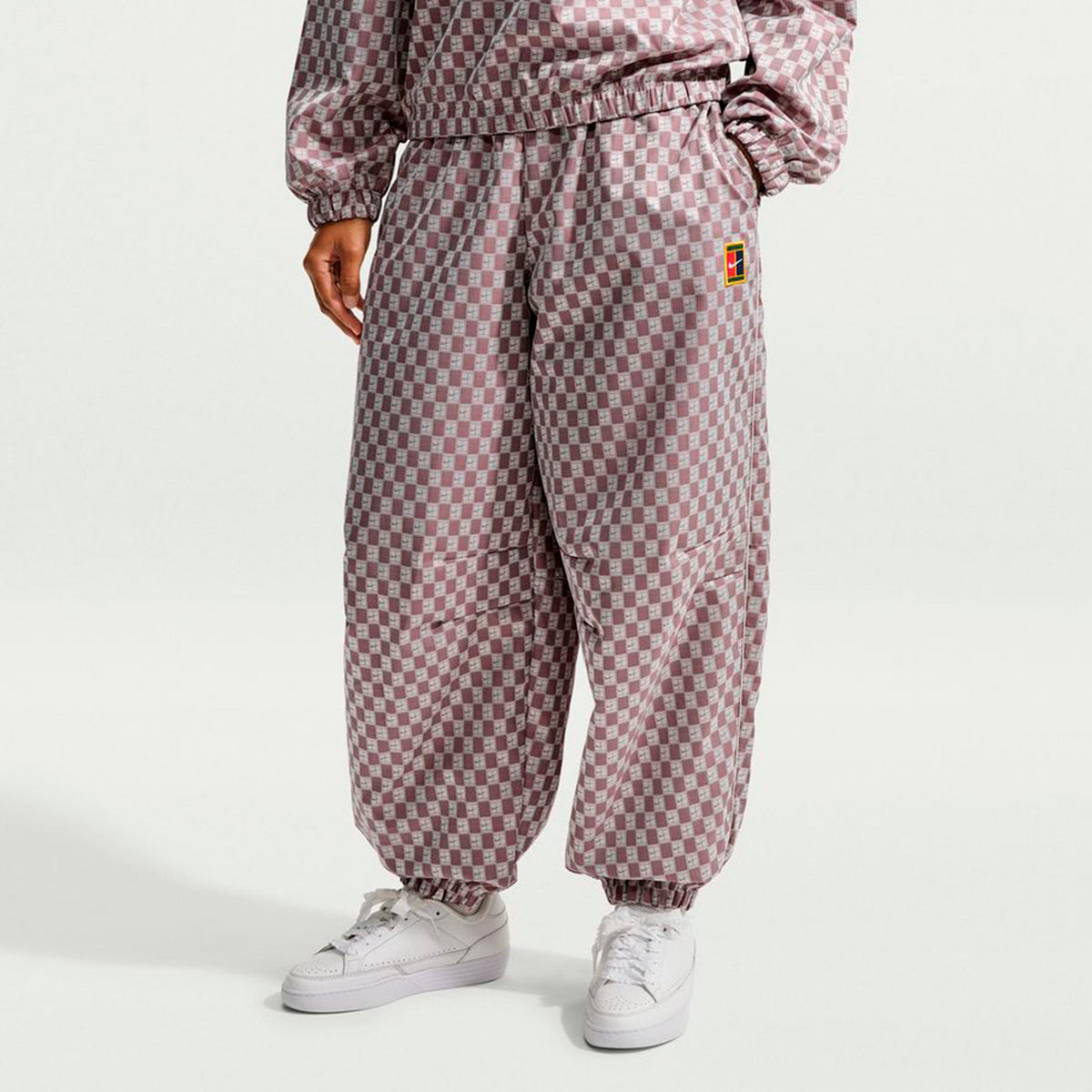 Nike Mid-Rise Oversized Training pants Women - brown