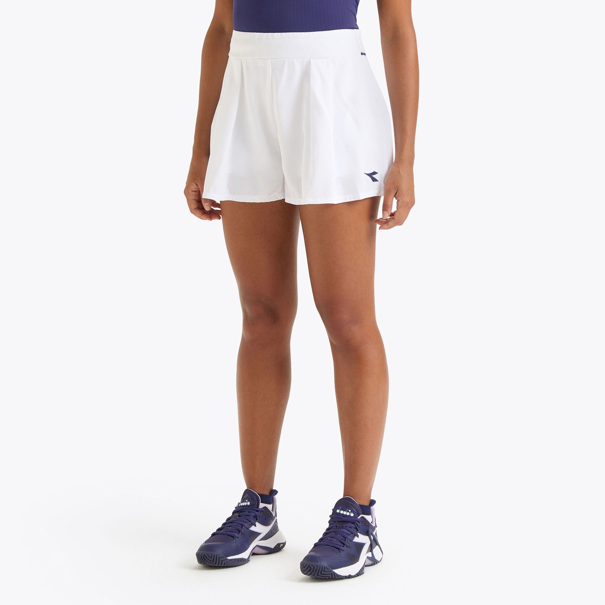 Diadora