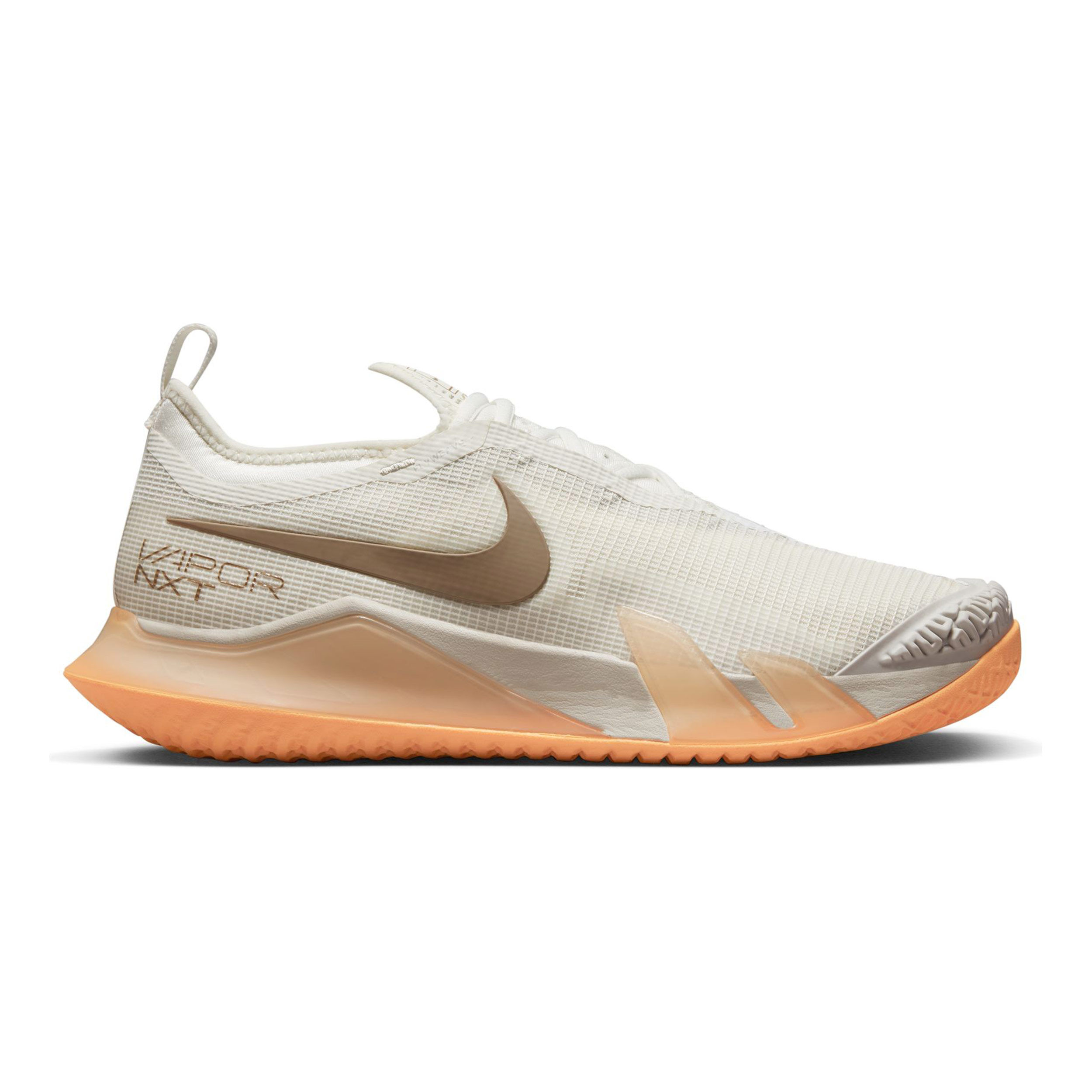 Nike cream 2025 colour shoes