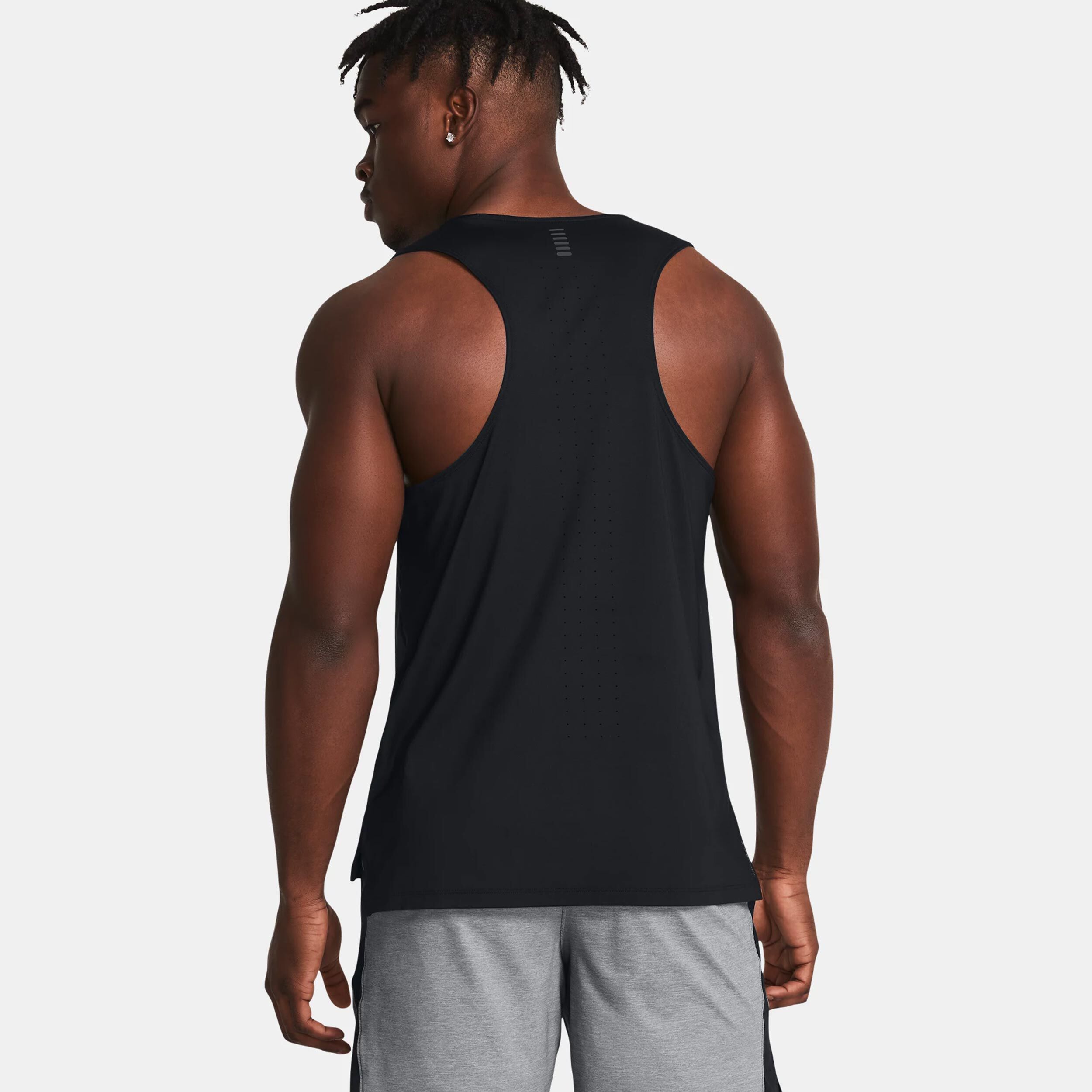 Buy Under Armour Laser Singlet Tank Top Men Black online Tennis Point UK