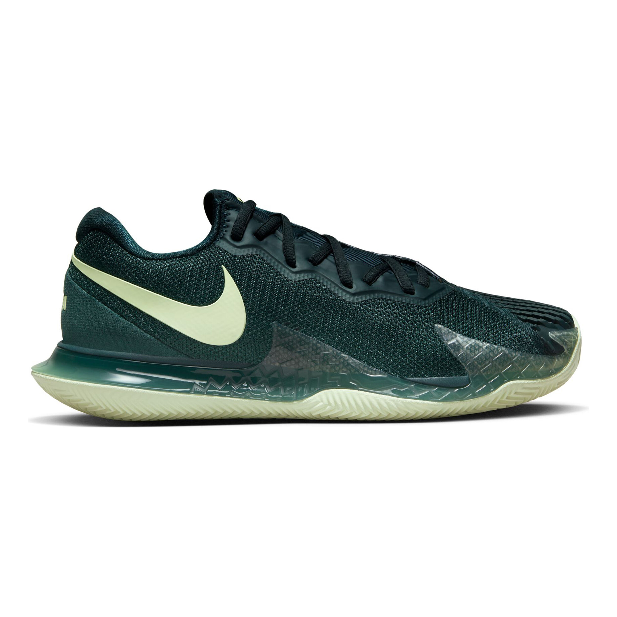 Dark green nike hotsell shoes