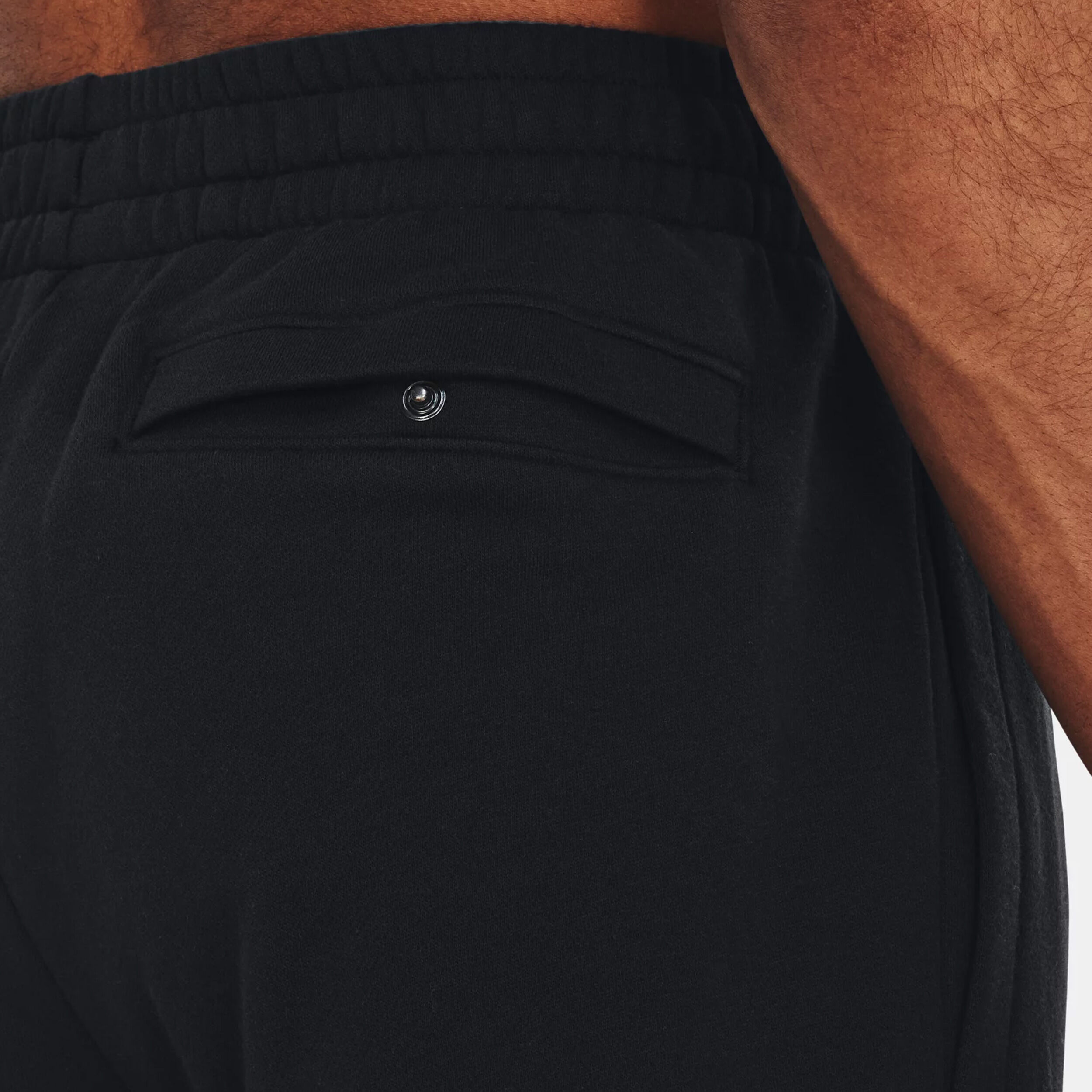 Buy Under Armour Rival Training Pants Men Black online Tennis Point UK