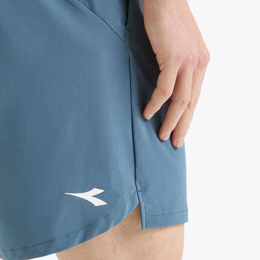 Diadora