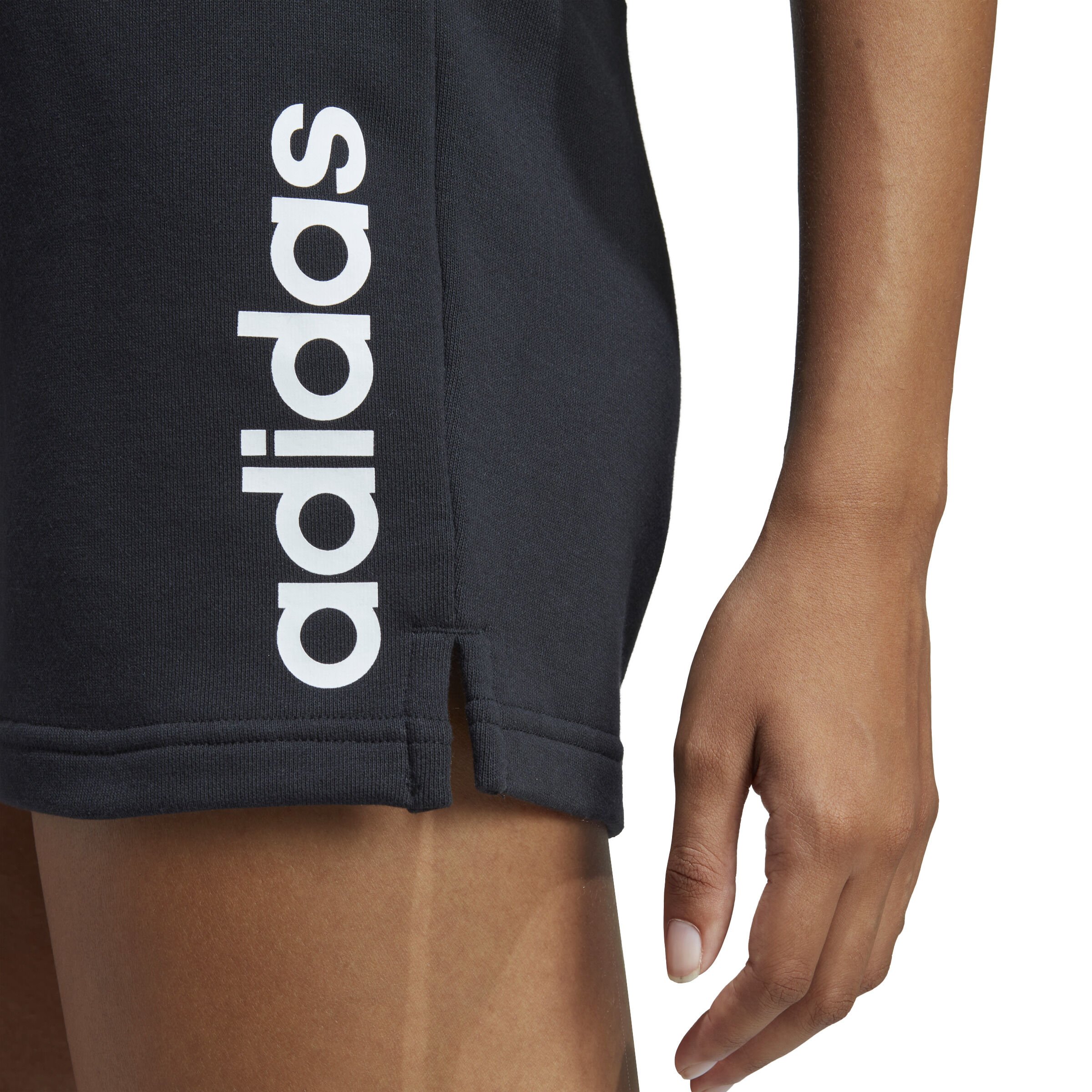Adidas essentials linear shorts discount