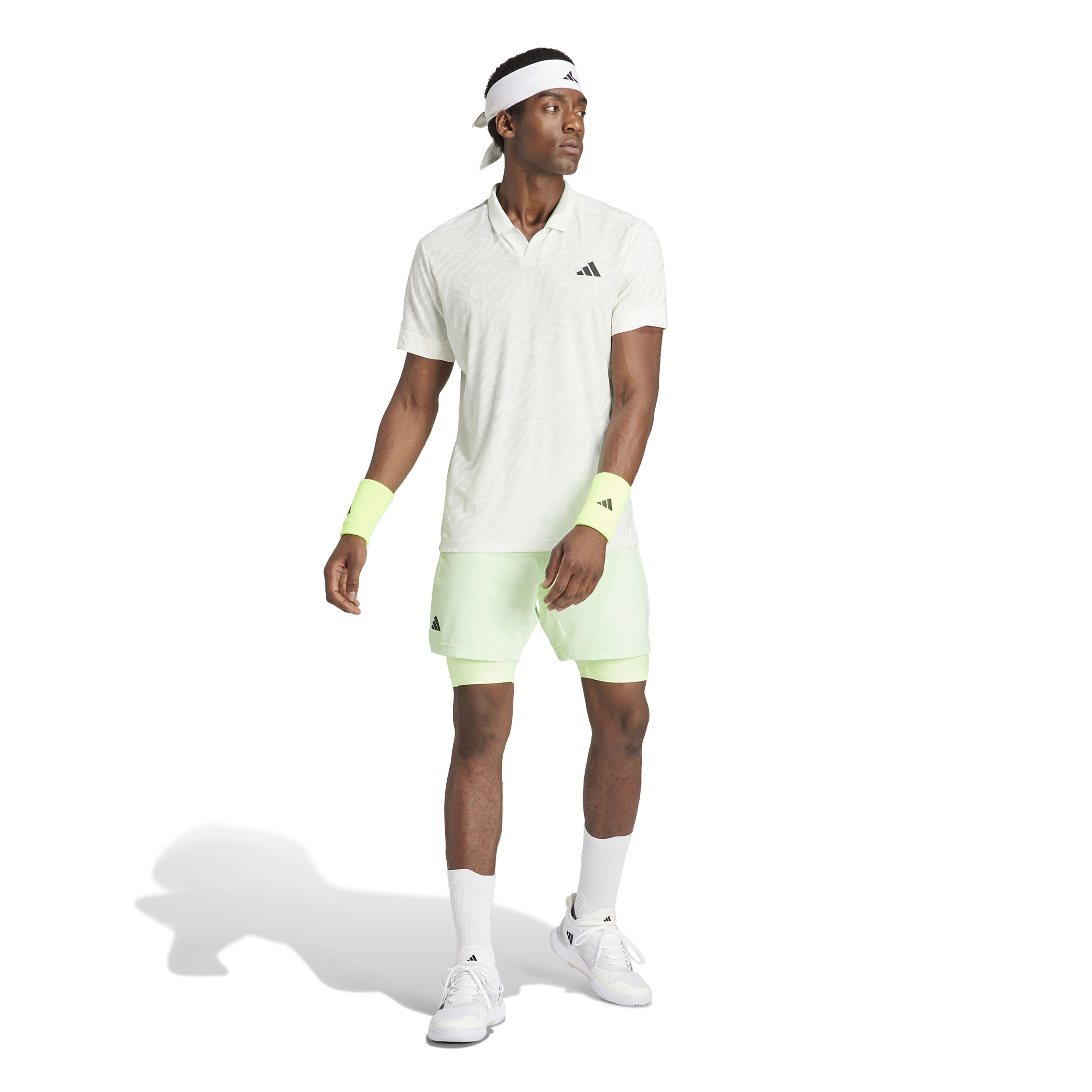 Buy adidas Set With Tight Men Light Green online Tennis Point UK