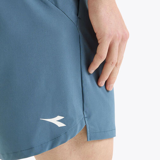 Diadora