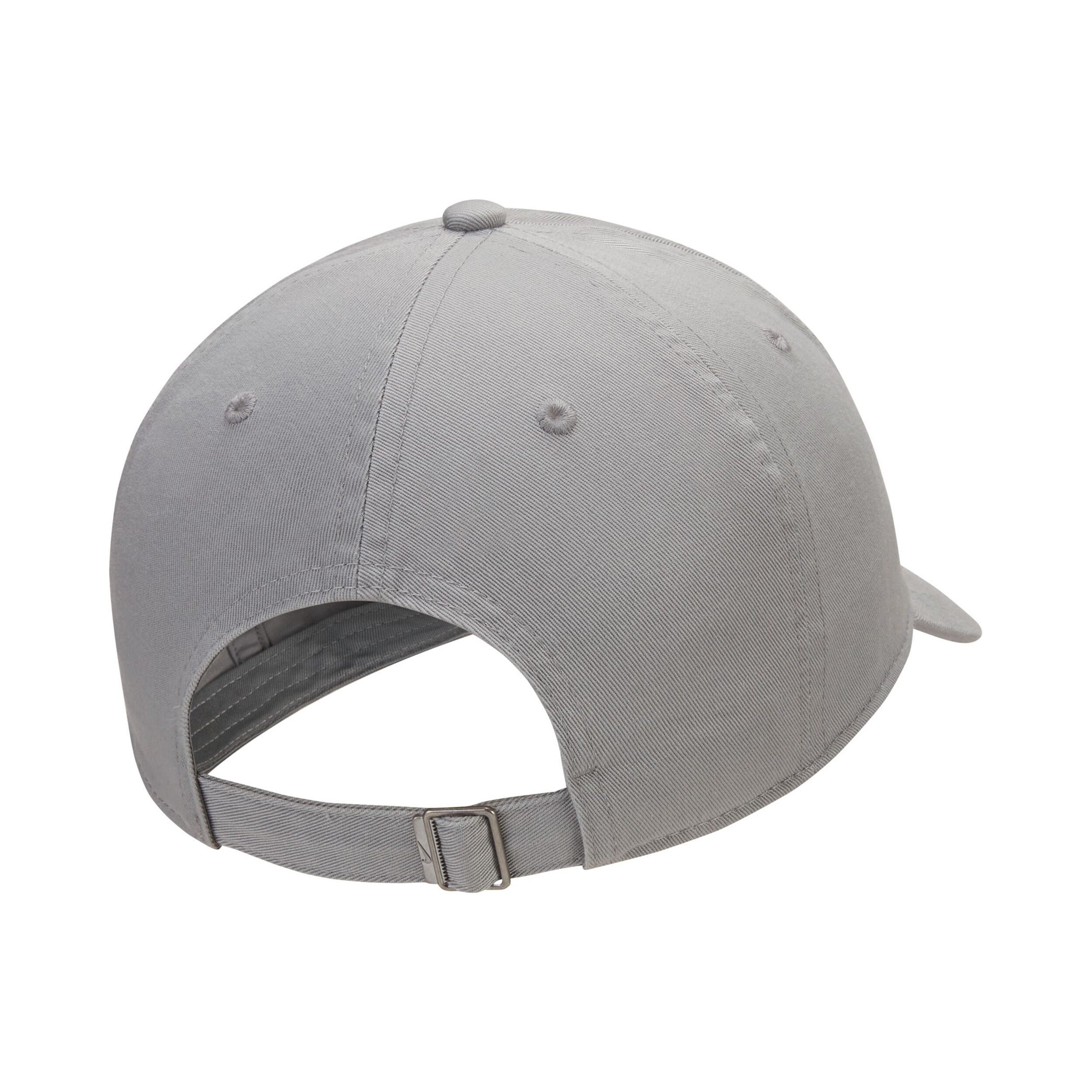 Sportswear Heritage 86 Futura Washed Cap Lightgrey White