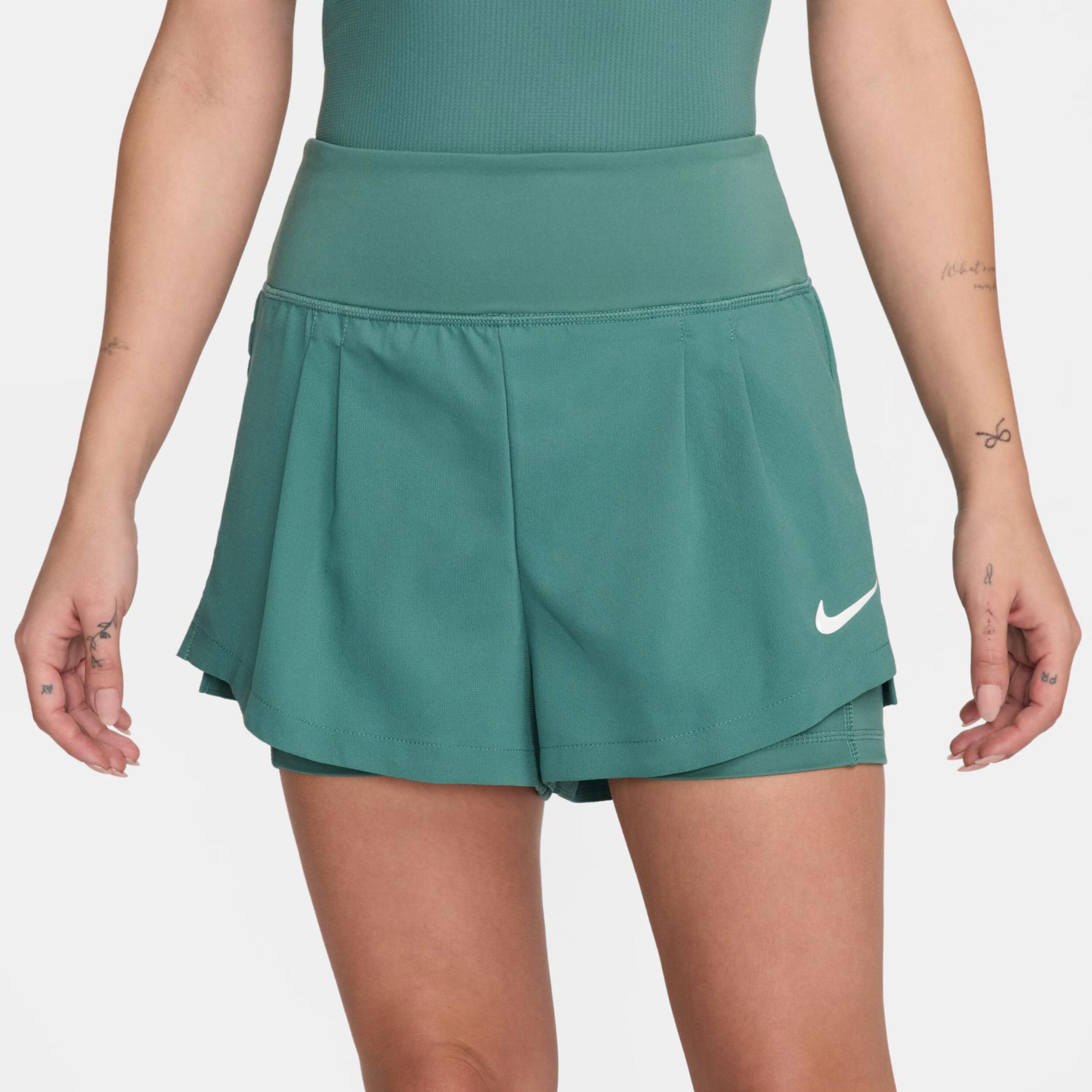 Olive green nike shorts womens online