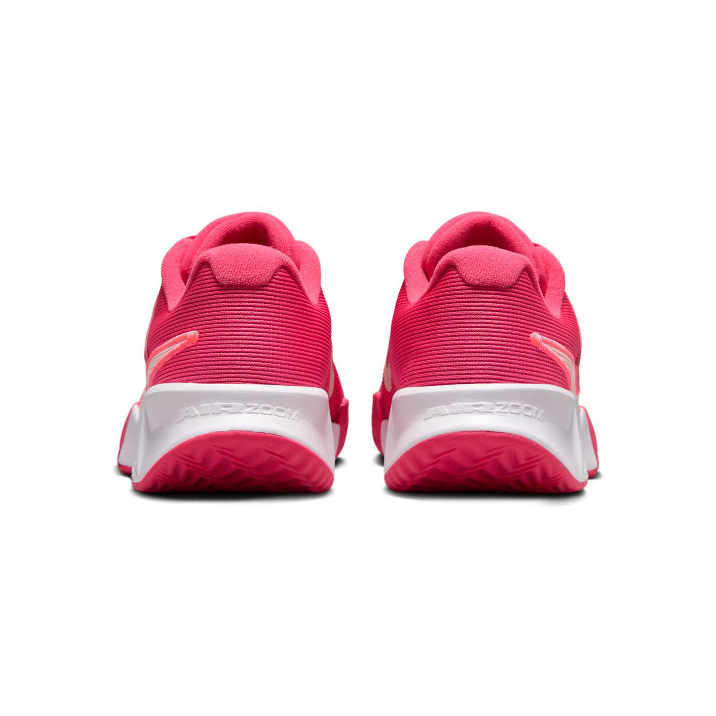 Nike women pink shoes clearance