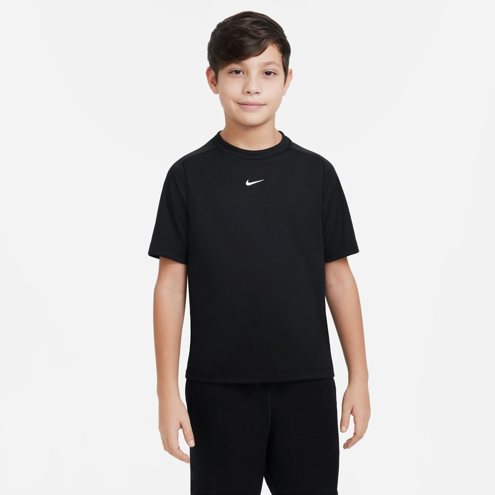Buy Nike Big Kids T Shirt Boys Black online Tennis Point UK