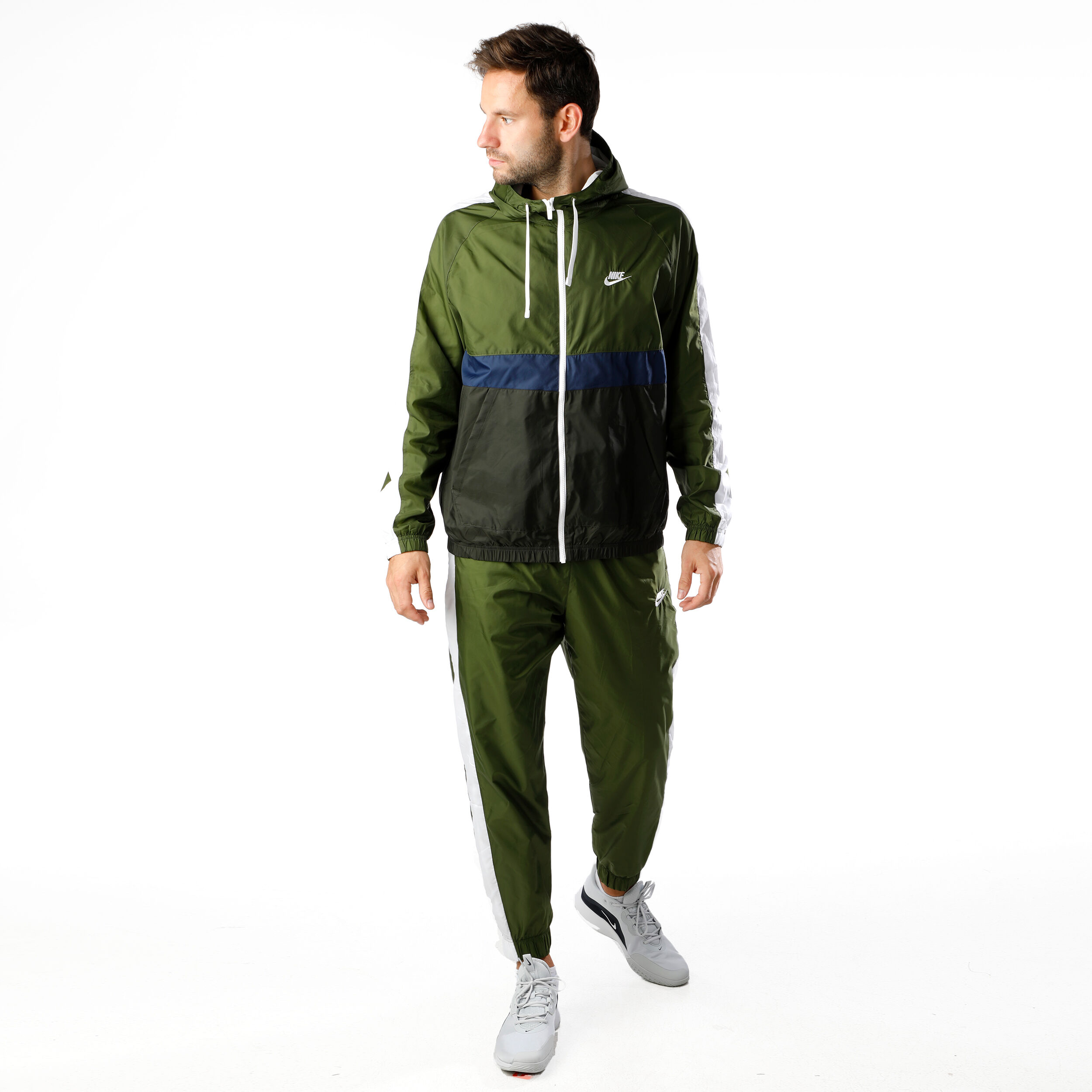 Nike woven tracksuit green shop