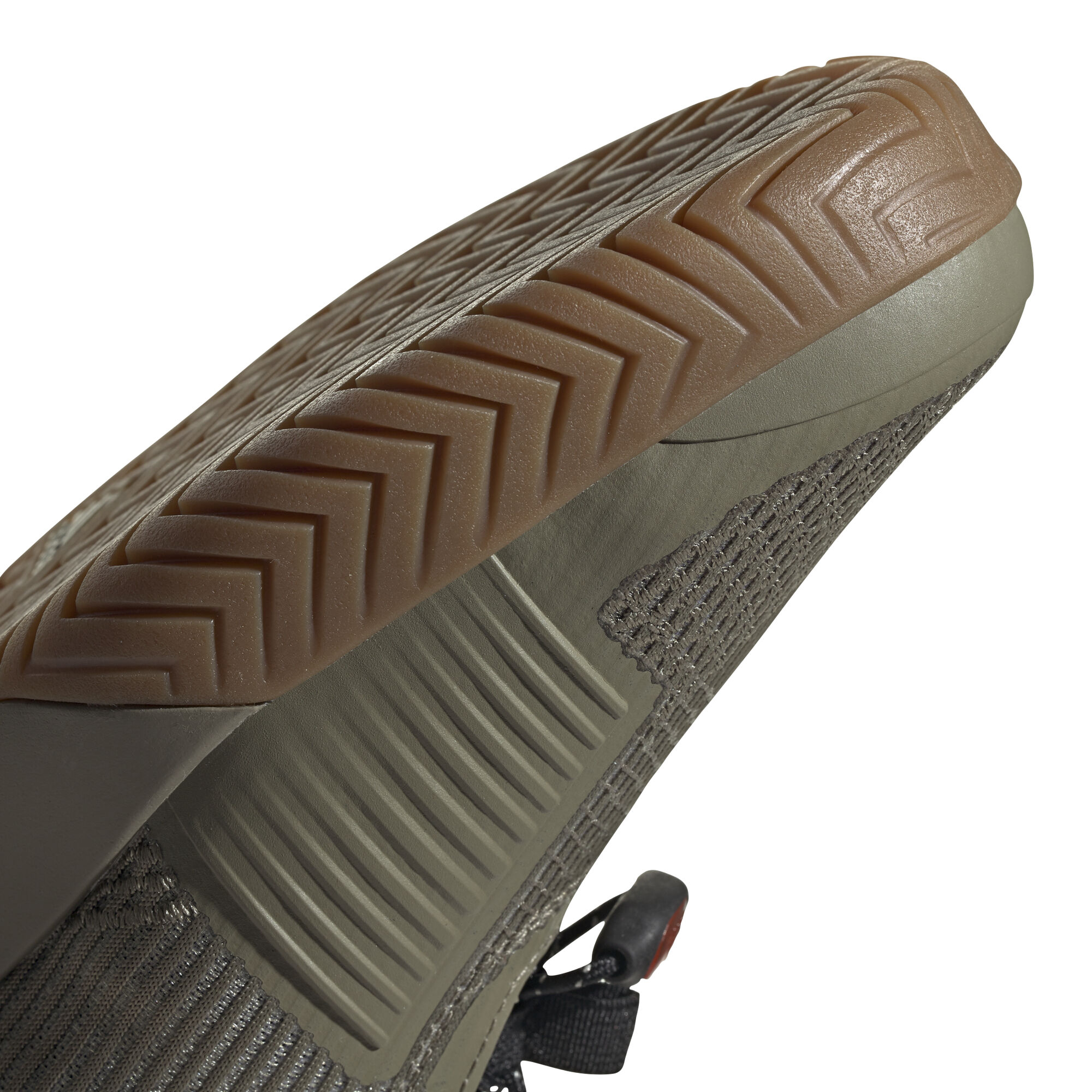 Adizero Ubersonic 3 Citified All Court Shoe Men Khaki Dark Grey