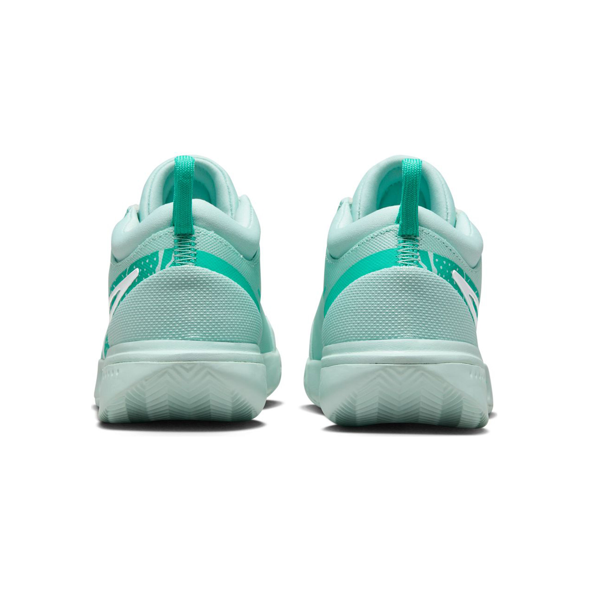 Mint green nike tennis shoes hot sale