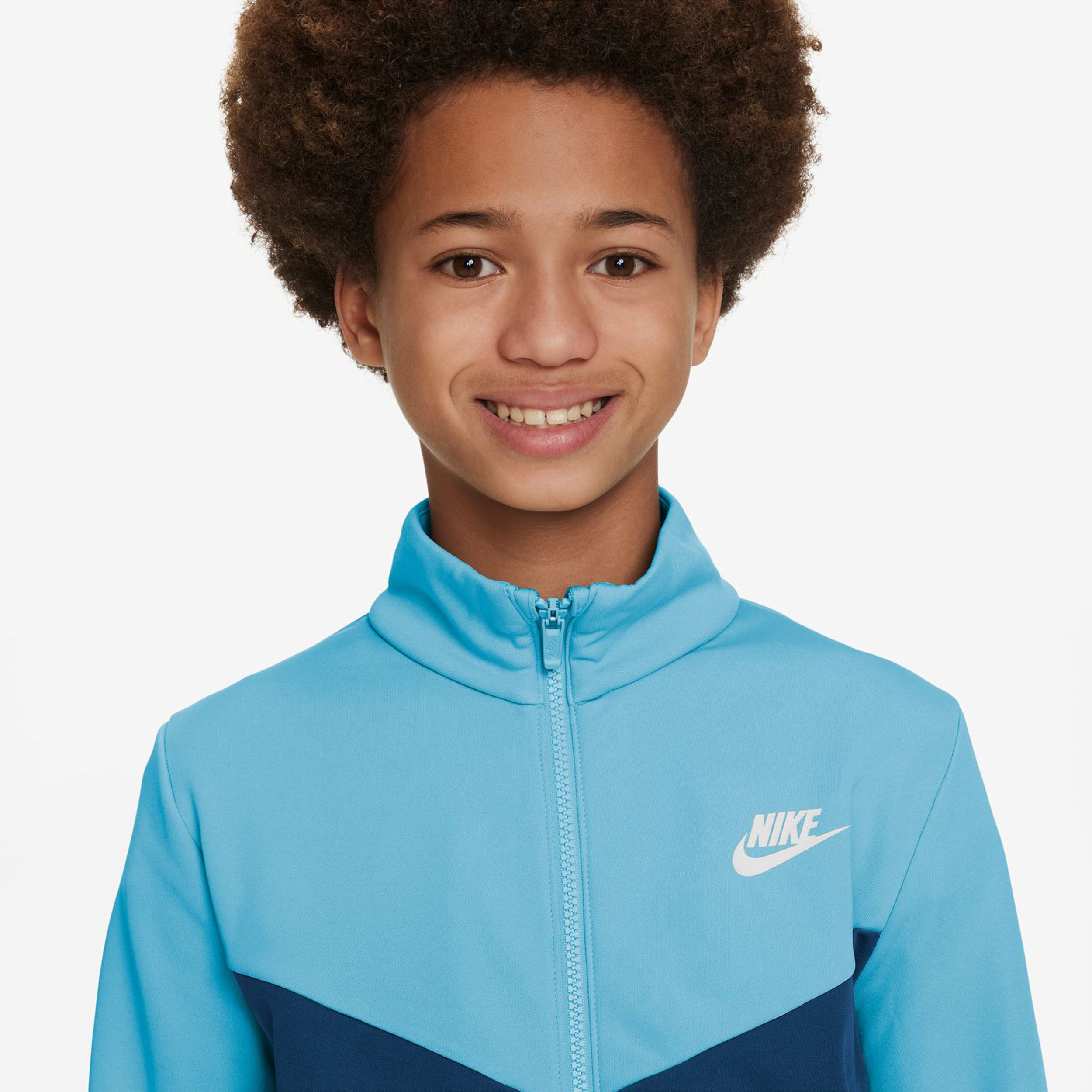 Blue and deals white nike jacket