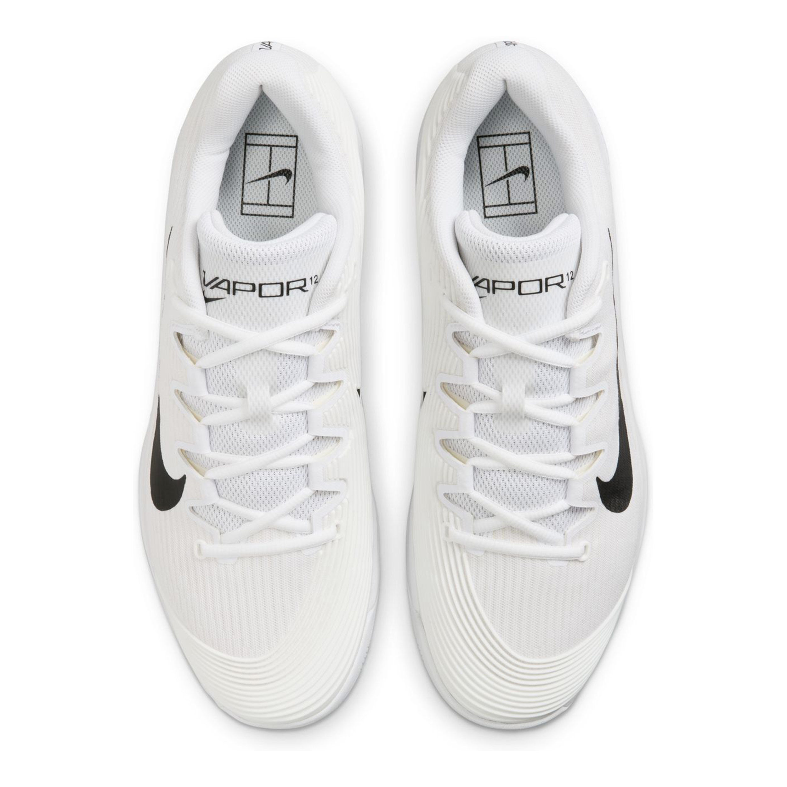 white lowtop basketball shoes