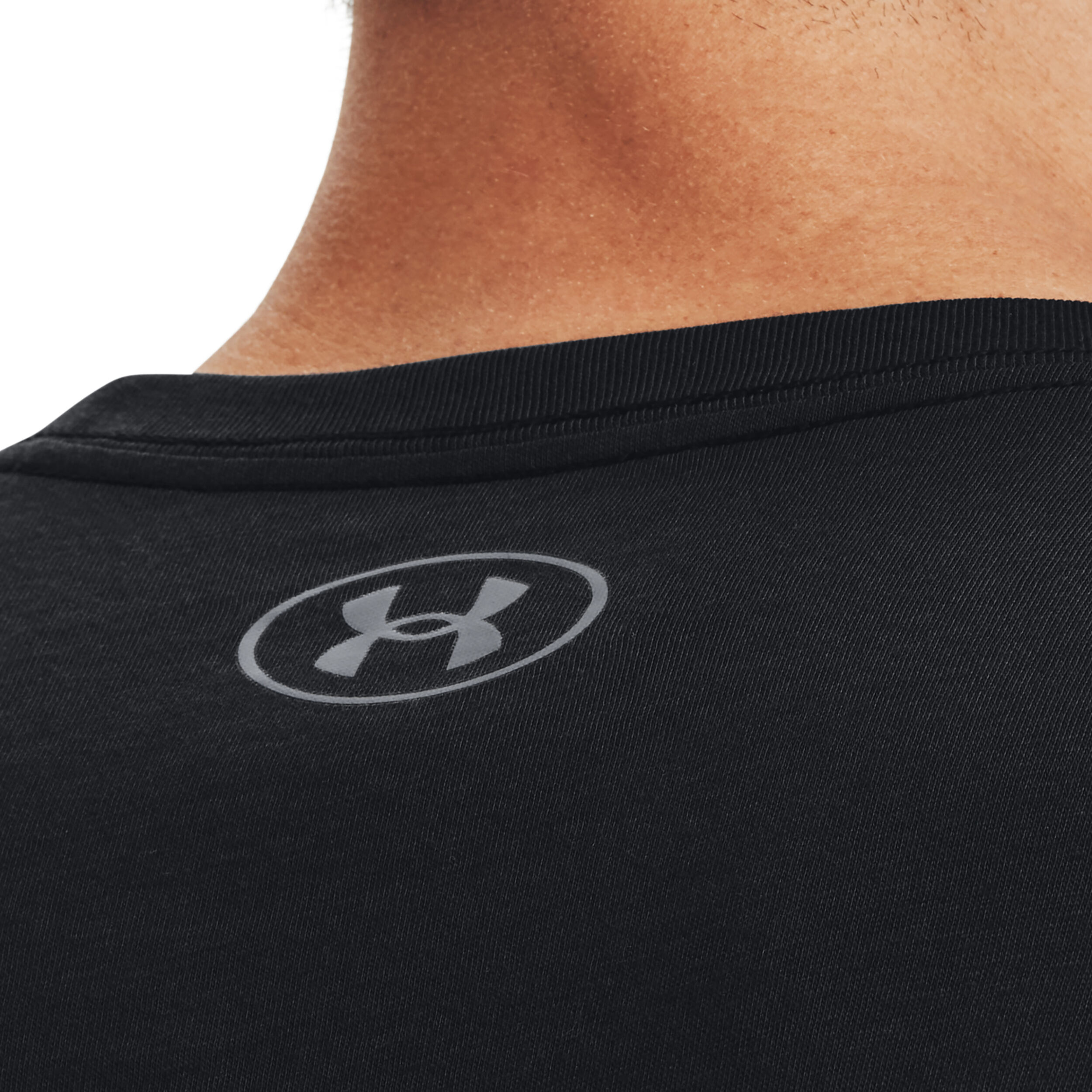 Under armour left chest lockup top