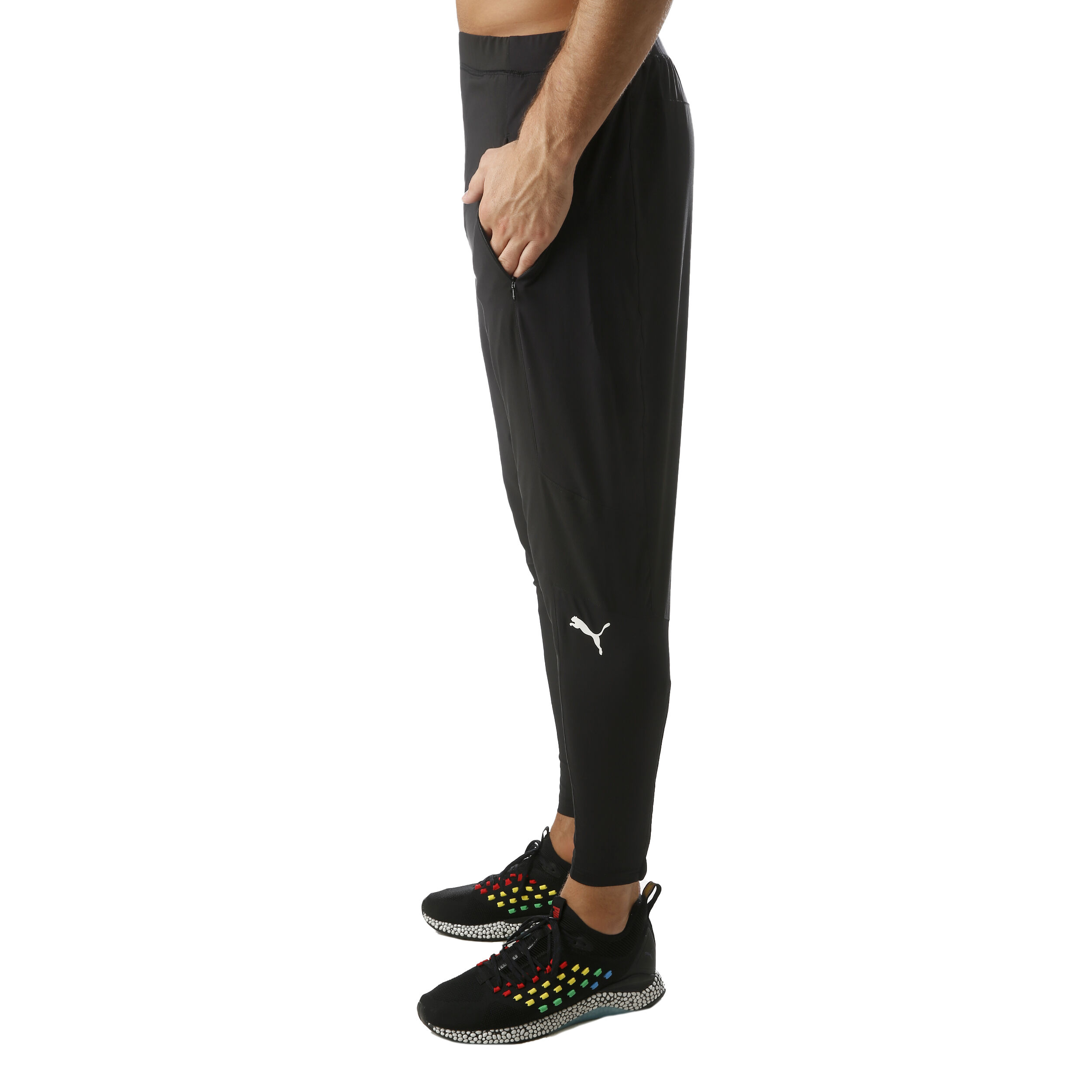 Never Run Back Tapered Training Pants Men Black White