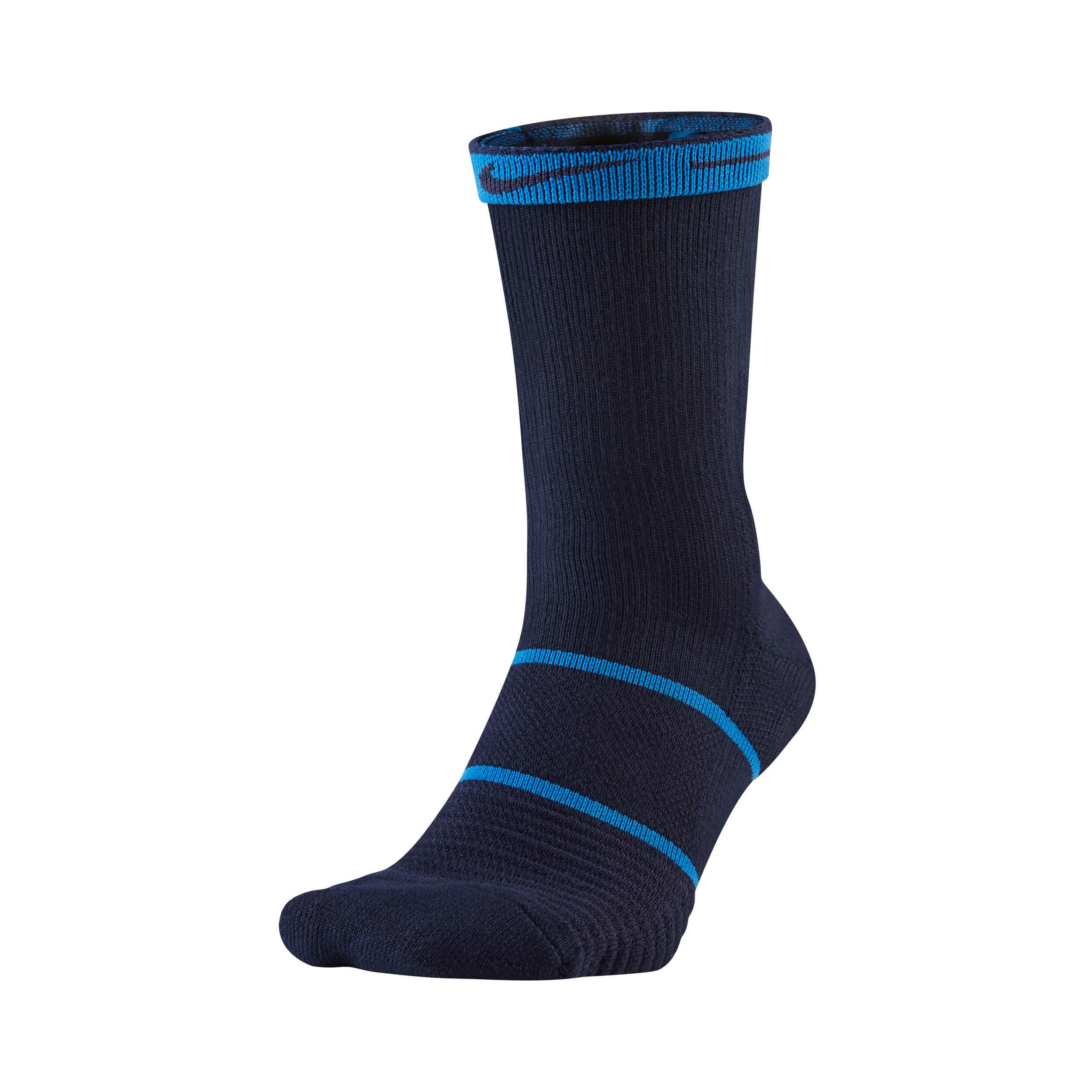 Nikecourt essentials crew clearance