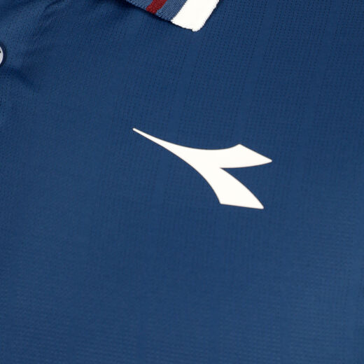 Diadora