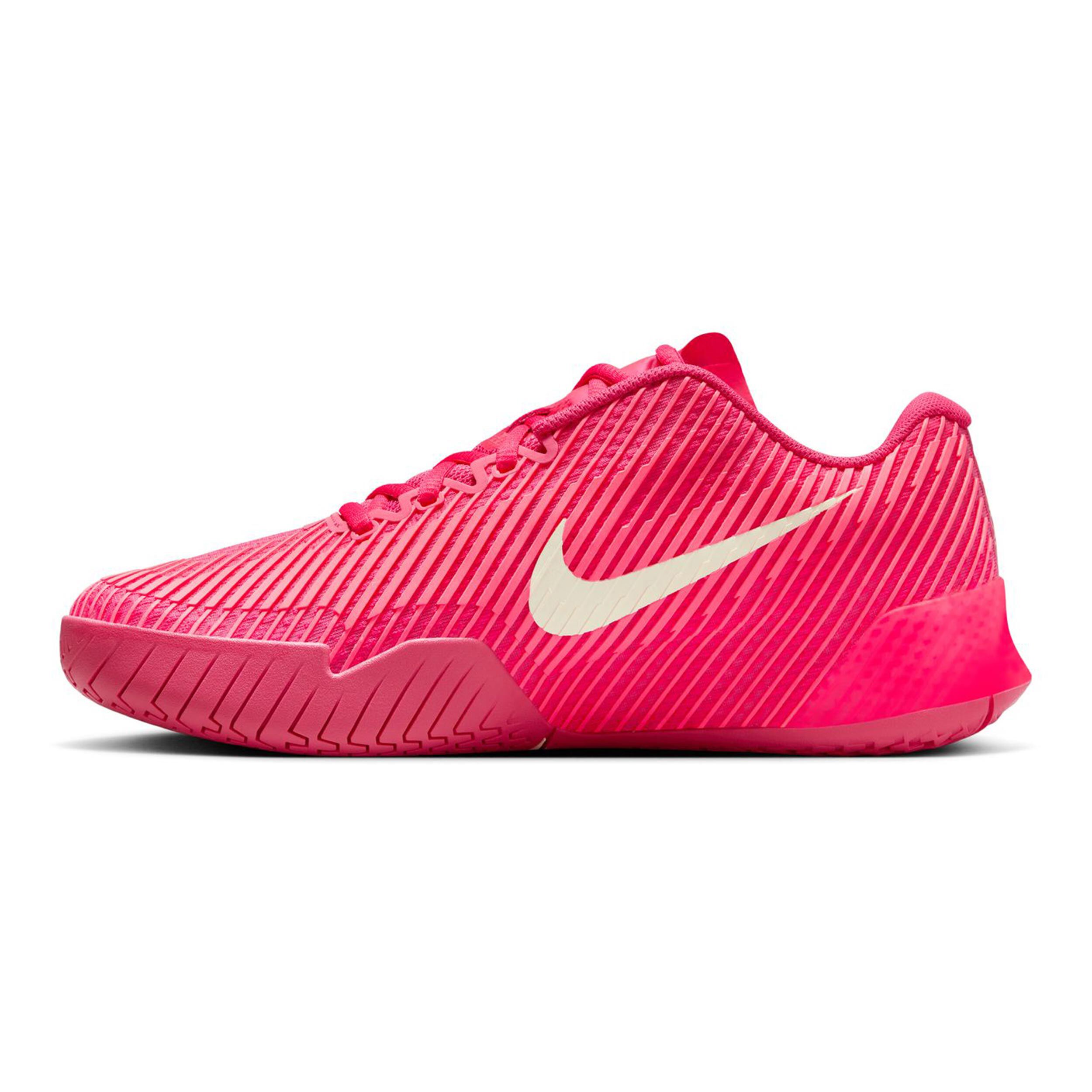 Nike zoom live pink clearance