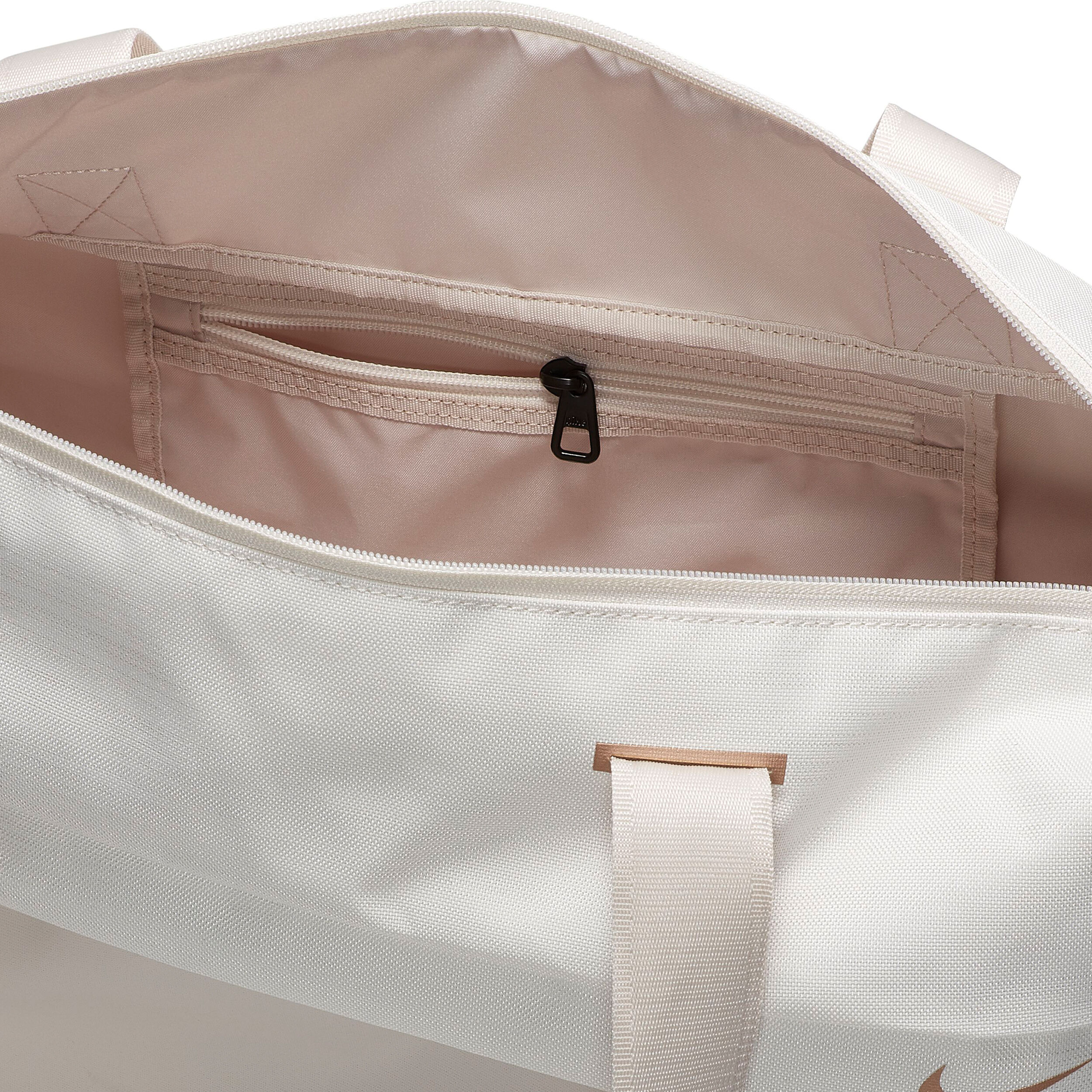 Buy Nike Radiate Club Training Sports Bag Cream Beige online Tennis Point UK