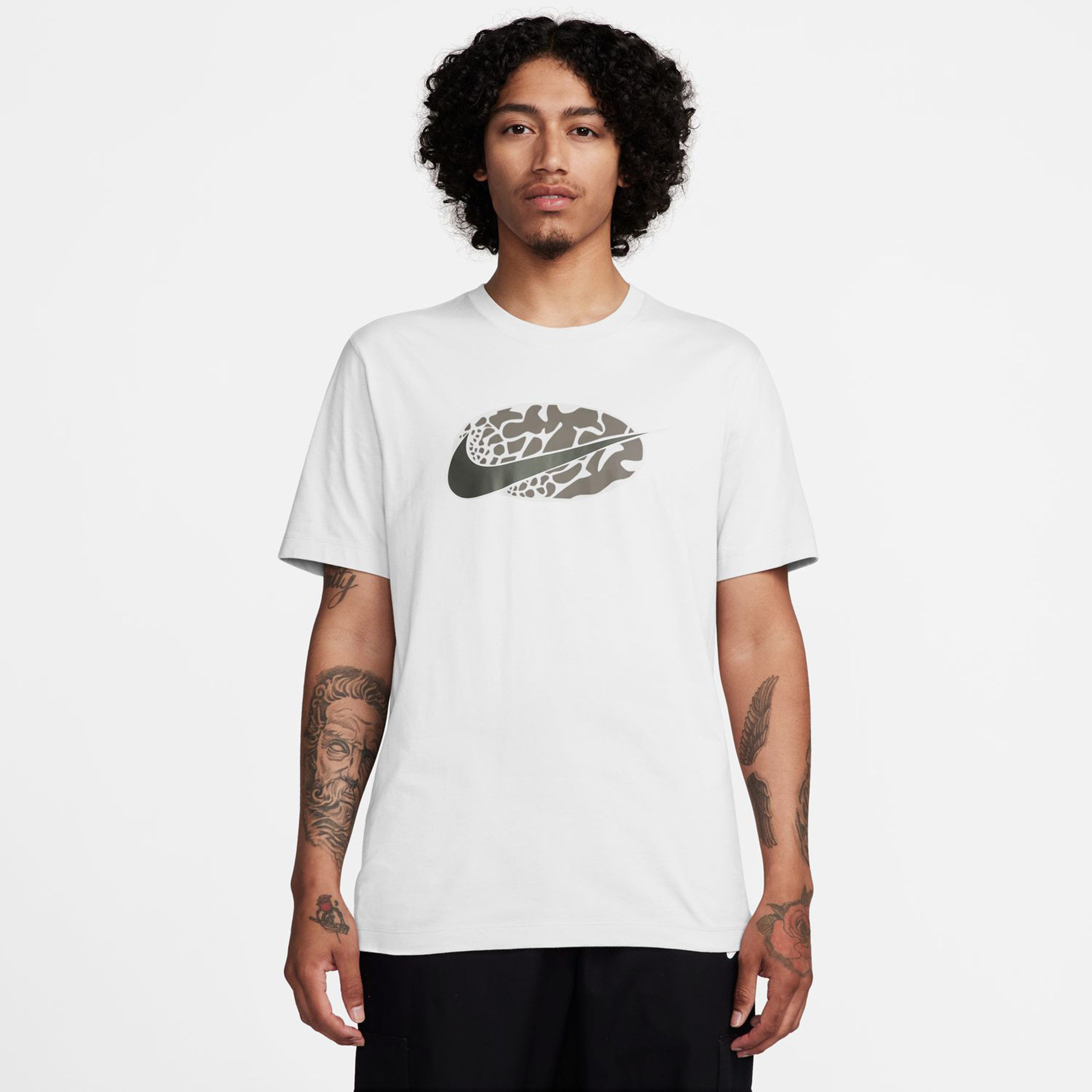 Buy Nike Swoosh T-Shirt Men White online | Tennis Point UK