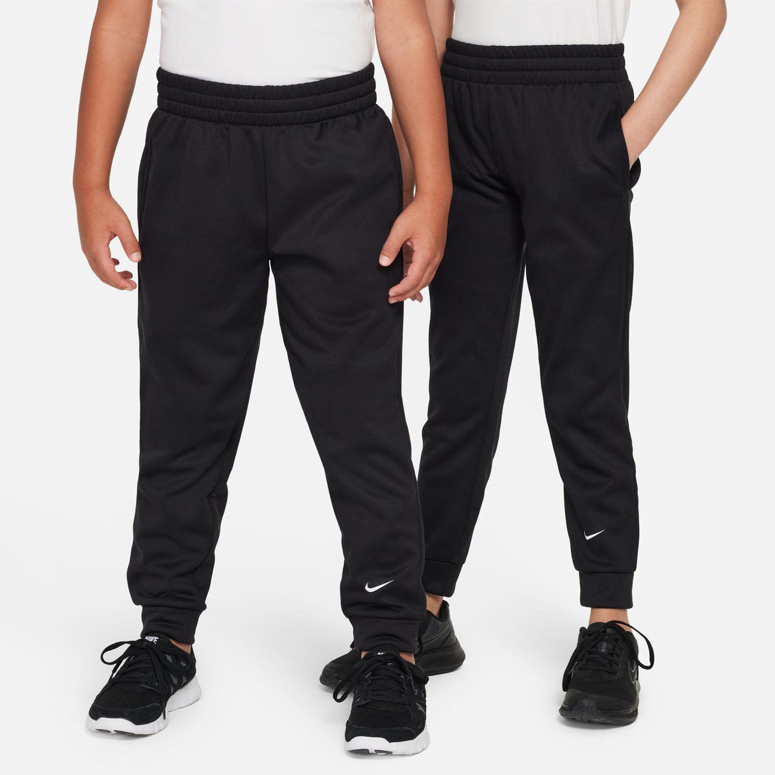 Buy Nike Multi Jogger Training Pants Kids Black online Tennis Point UK