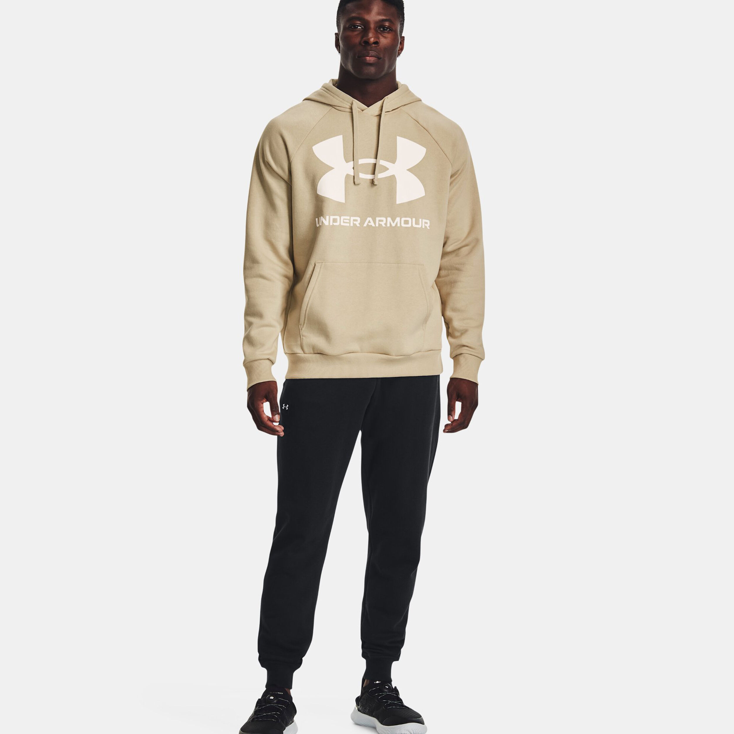 Under armour shop big logo sweatshirt