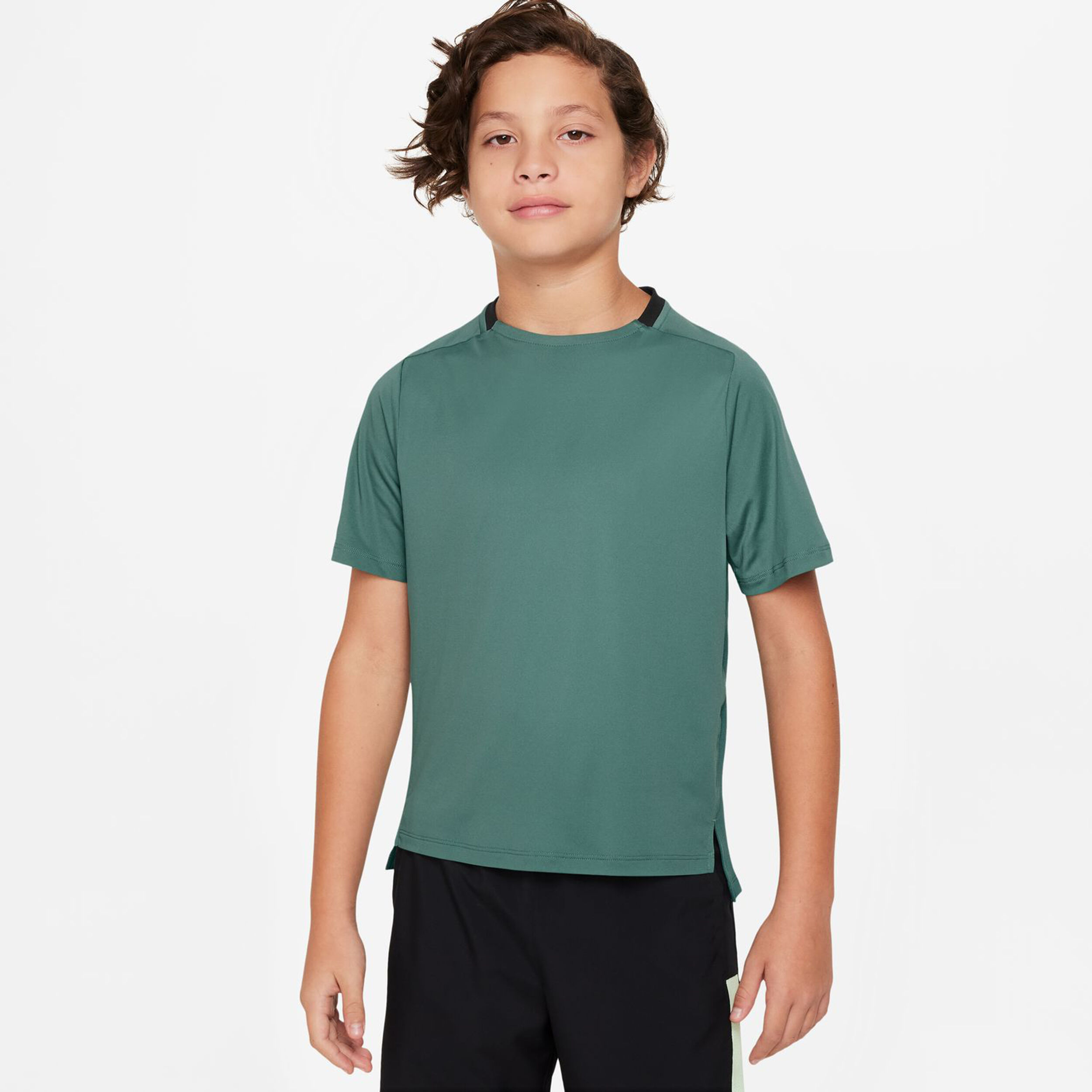 Buy Nike Dri Fit Multi Tech T Shirt Boys Green online Tennis Point UK
