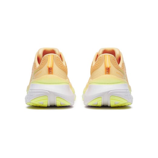 Saucony
