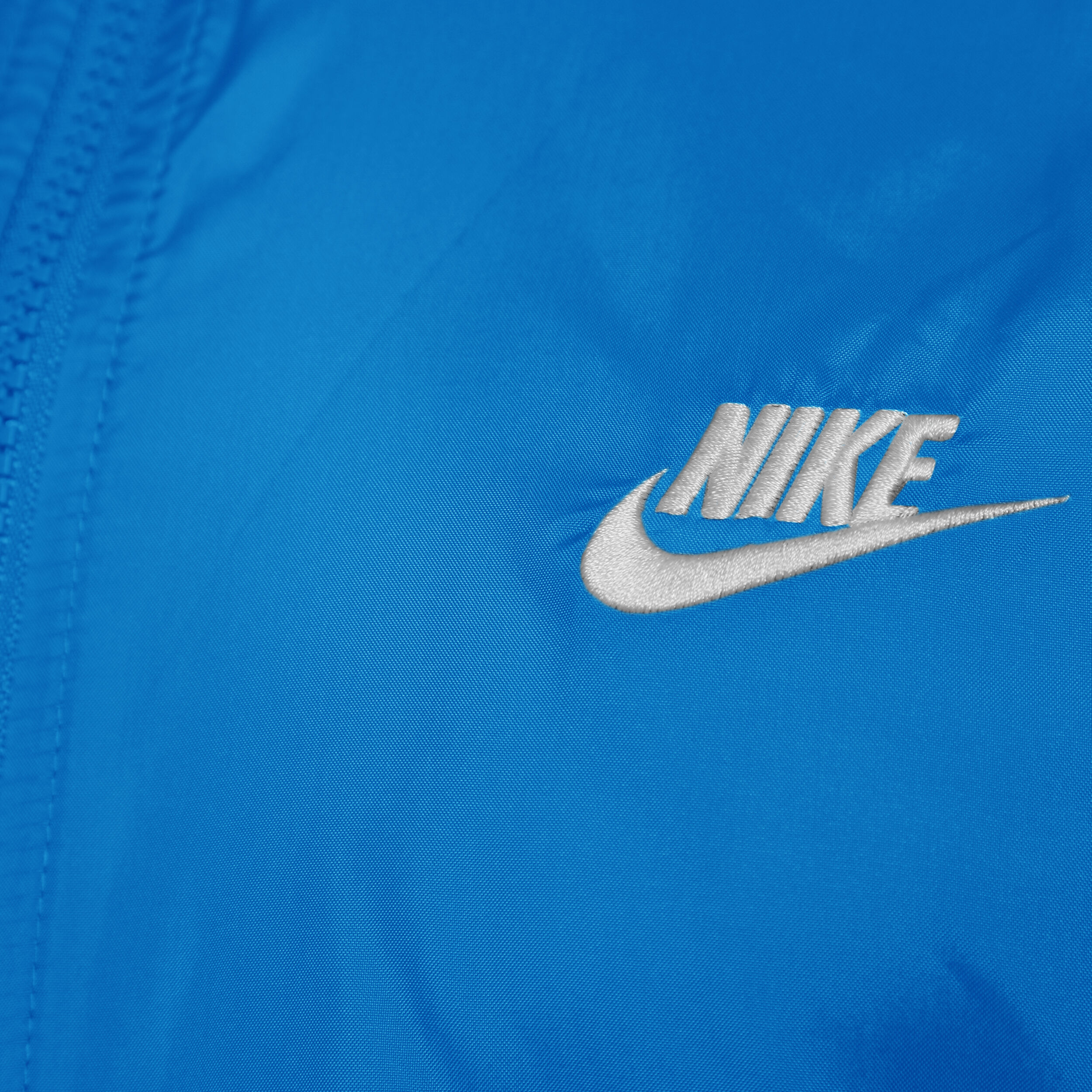 Nike nike season 2 woven tracksuit store