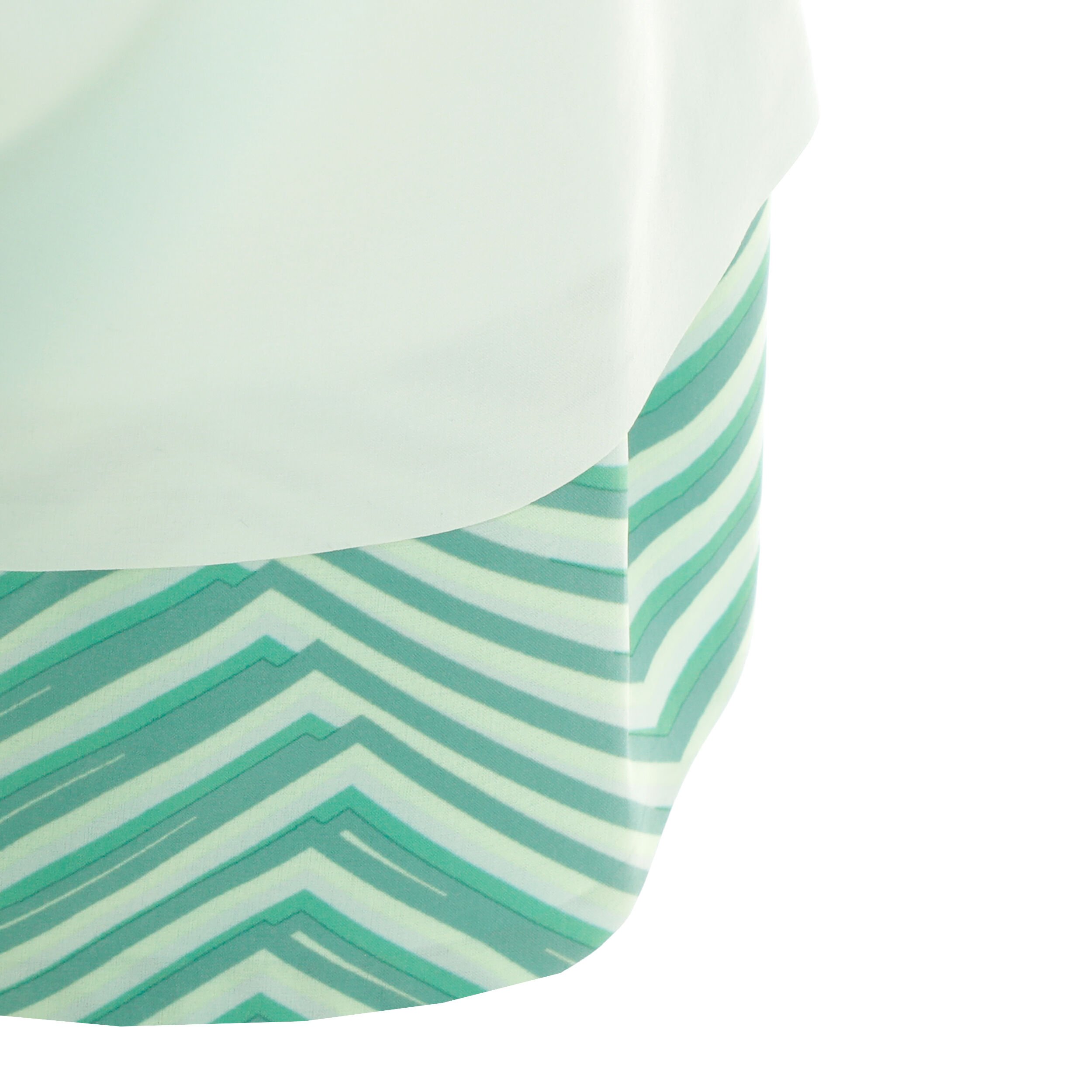 Slim online tennis shorts