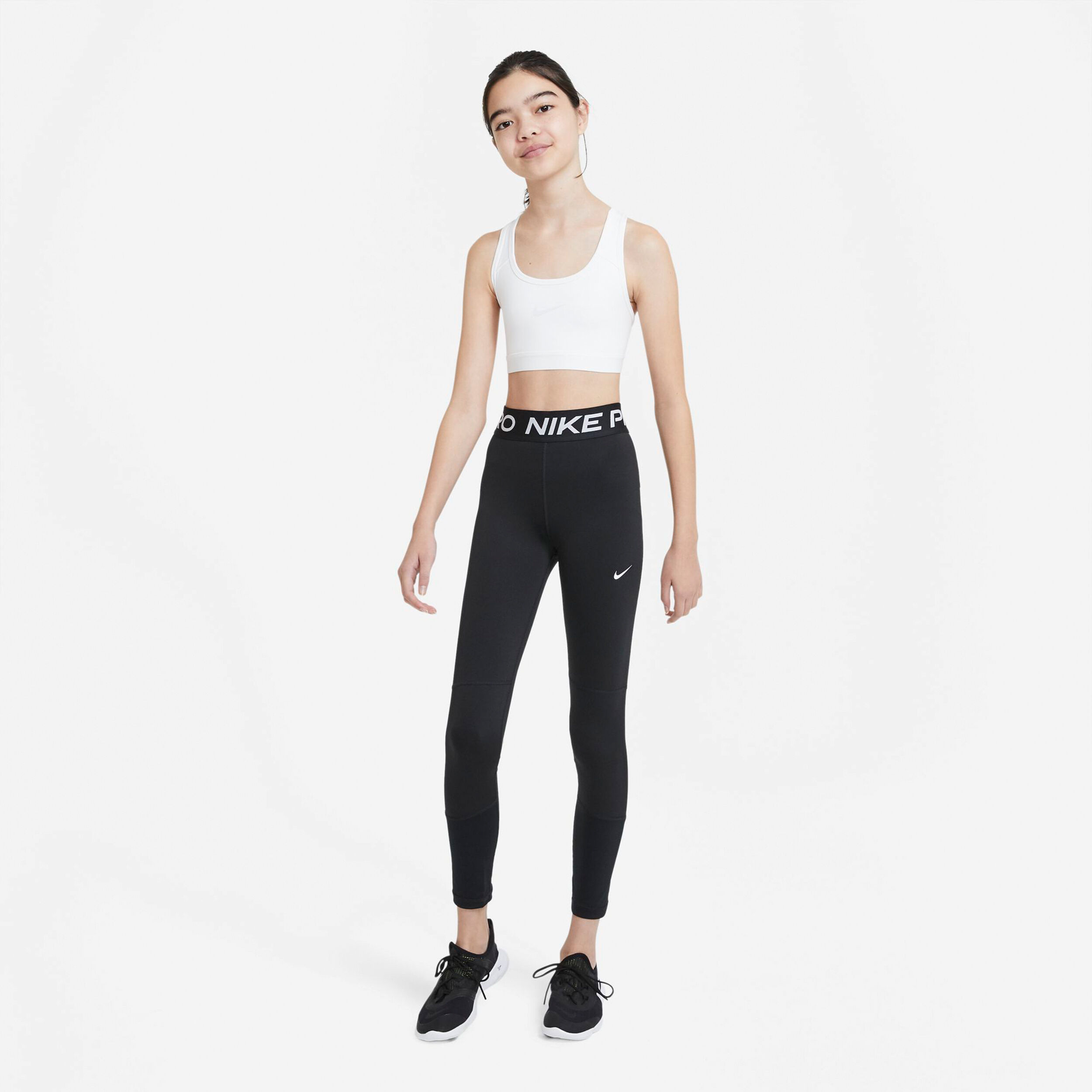 Buy Nike Pro Tight Girls Black White online Tennis Point UK