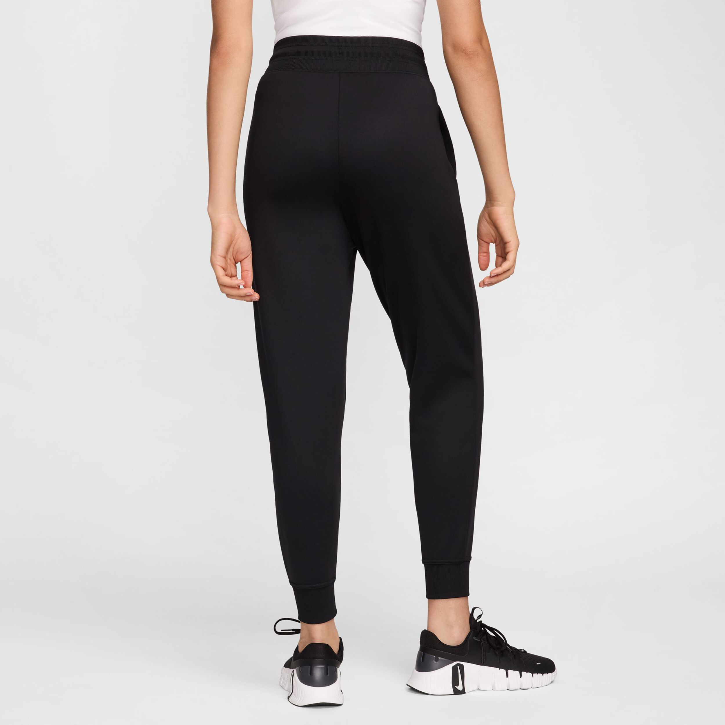 One Therma Fit Training Pants Women Black
