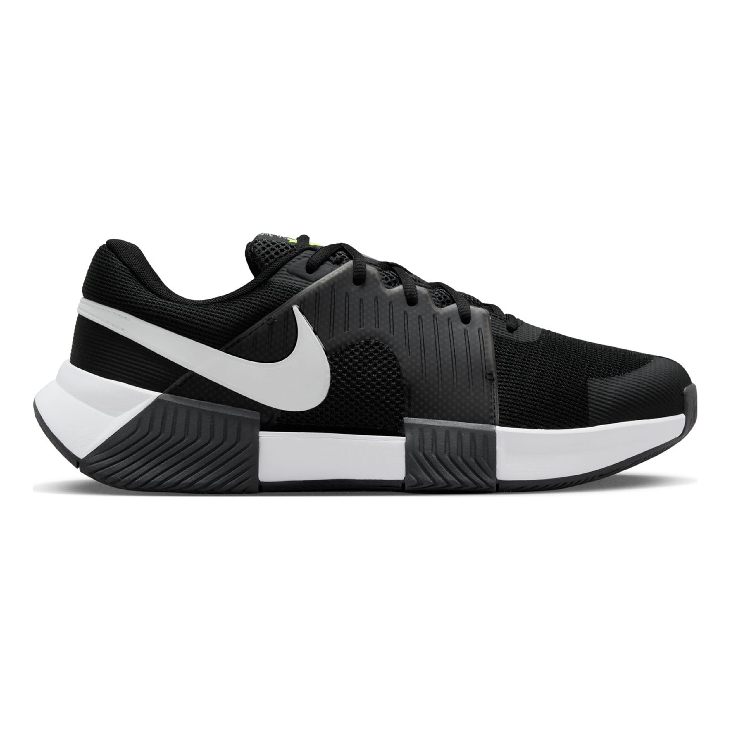 Plain black and white nike shoes outlet