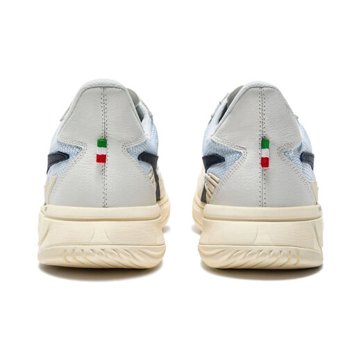 Diadora