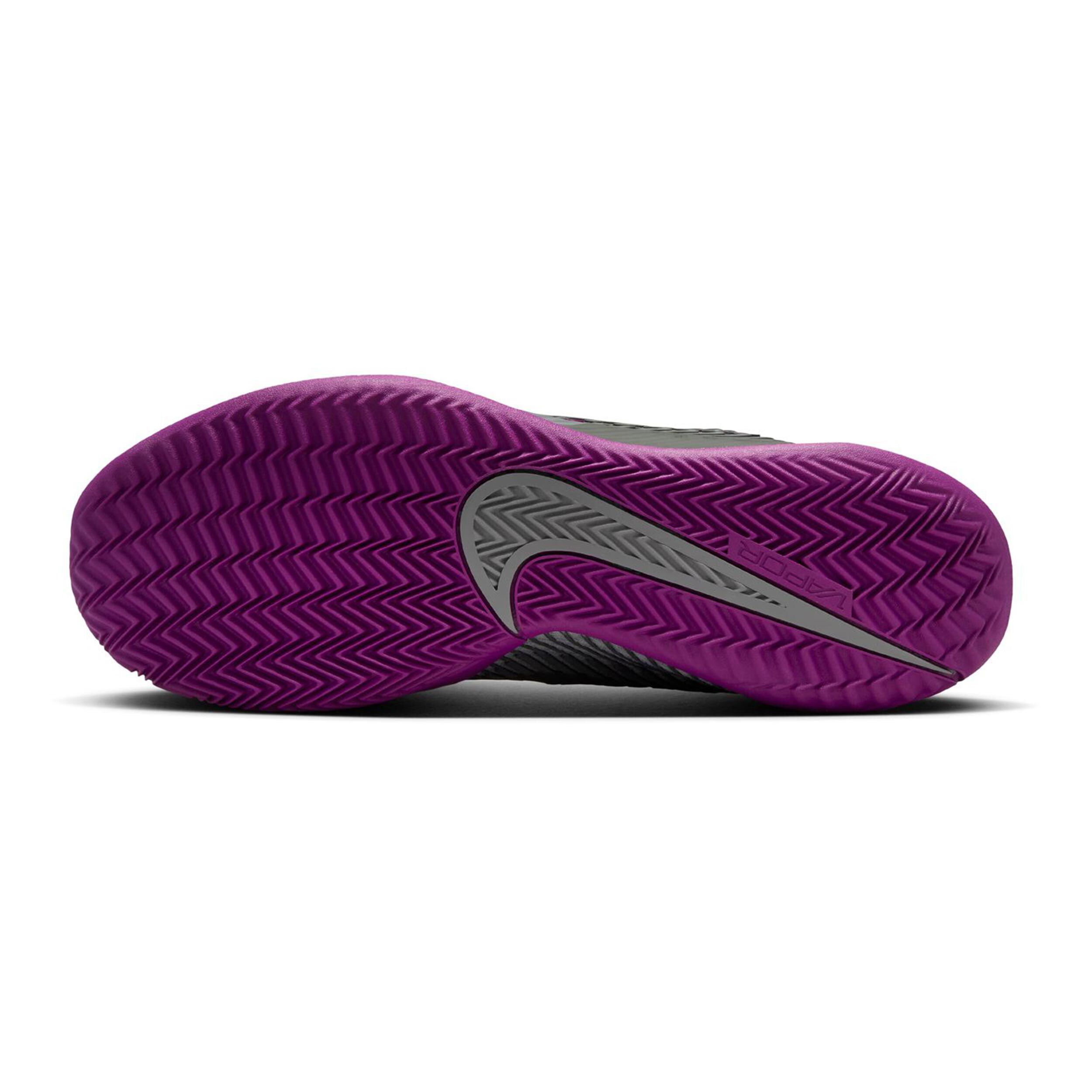 Buy Nike Air Zoom Vapor 11 Clay Court Shoe Men Grey Berry online Tennis Point UK