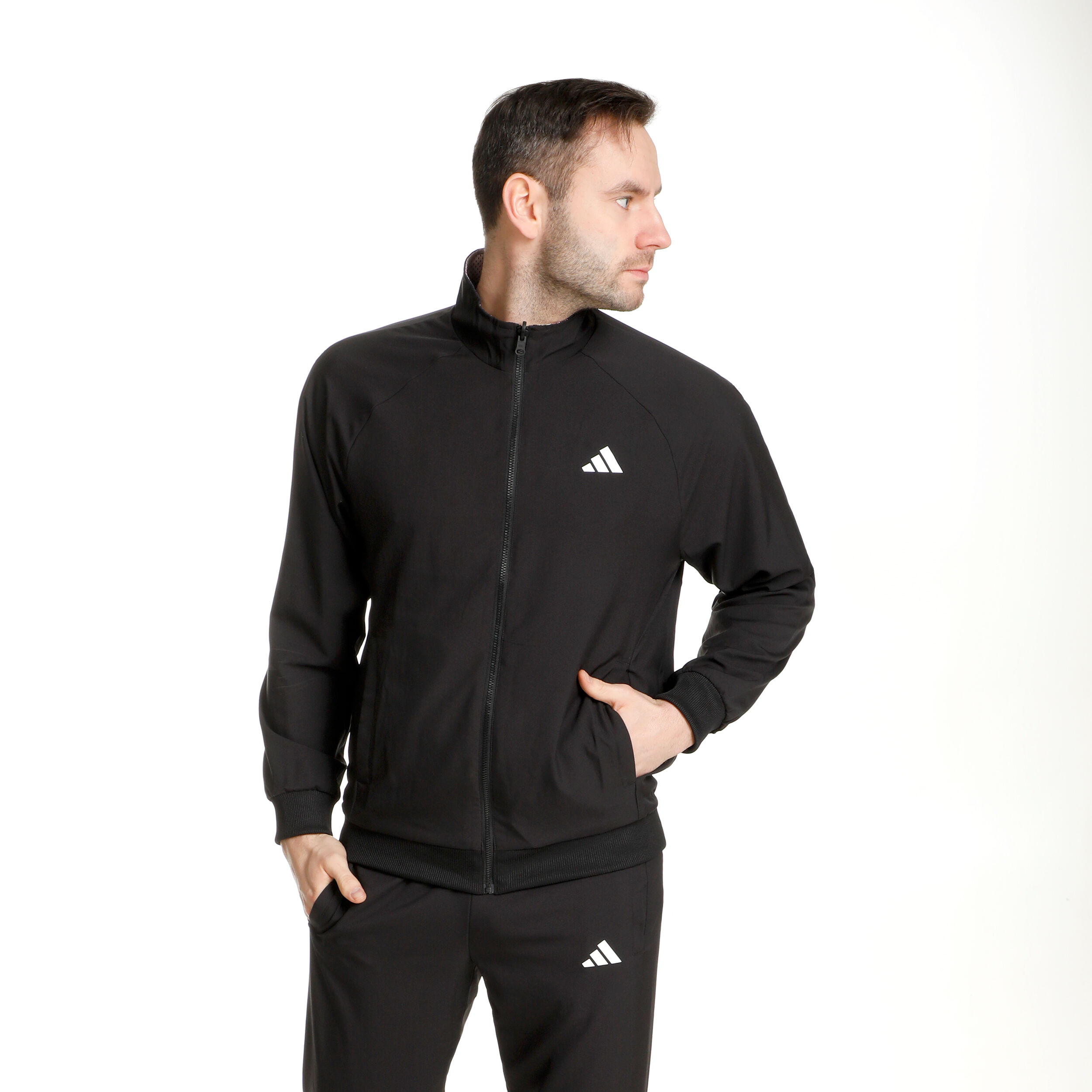 Adidas hotsell stretch jacket