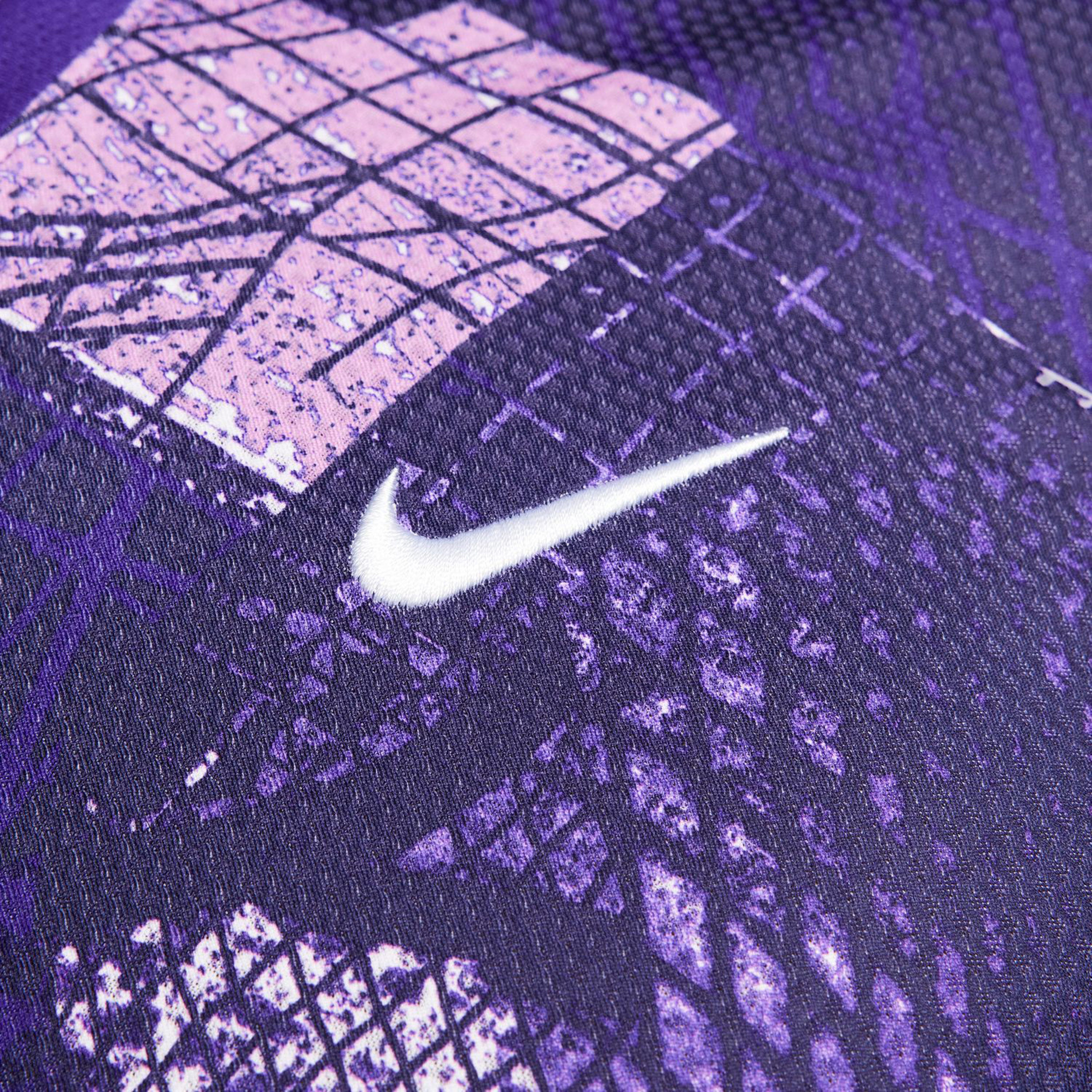Purple nike shirt outlet
