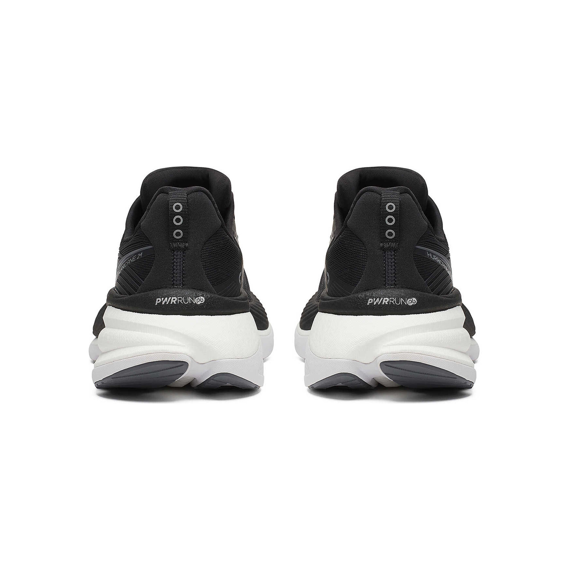 Saucony