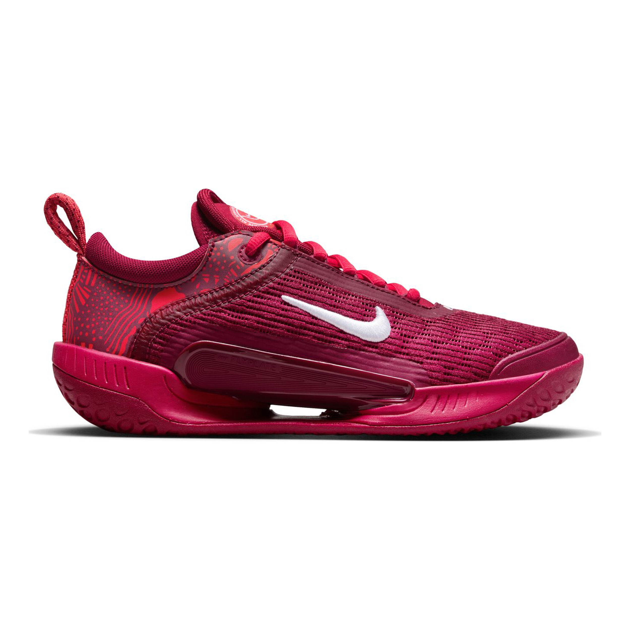 Nike all on sale red womens shoes